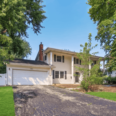 Property photo 1 of 1053 Laurel Ln
