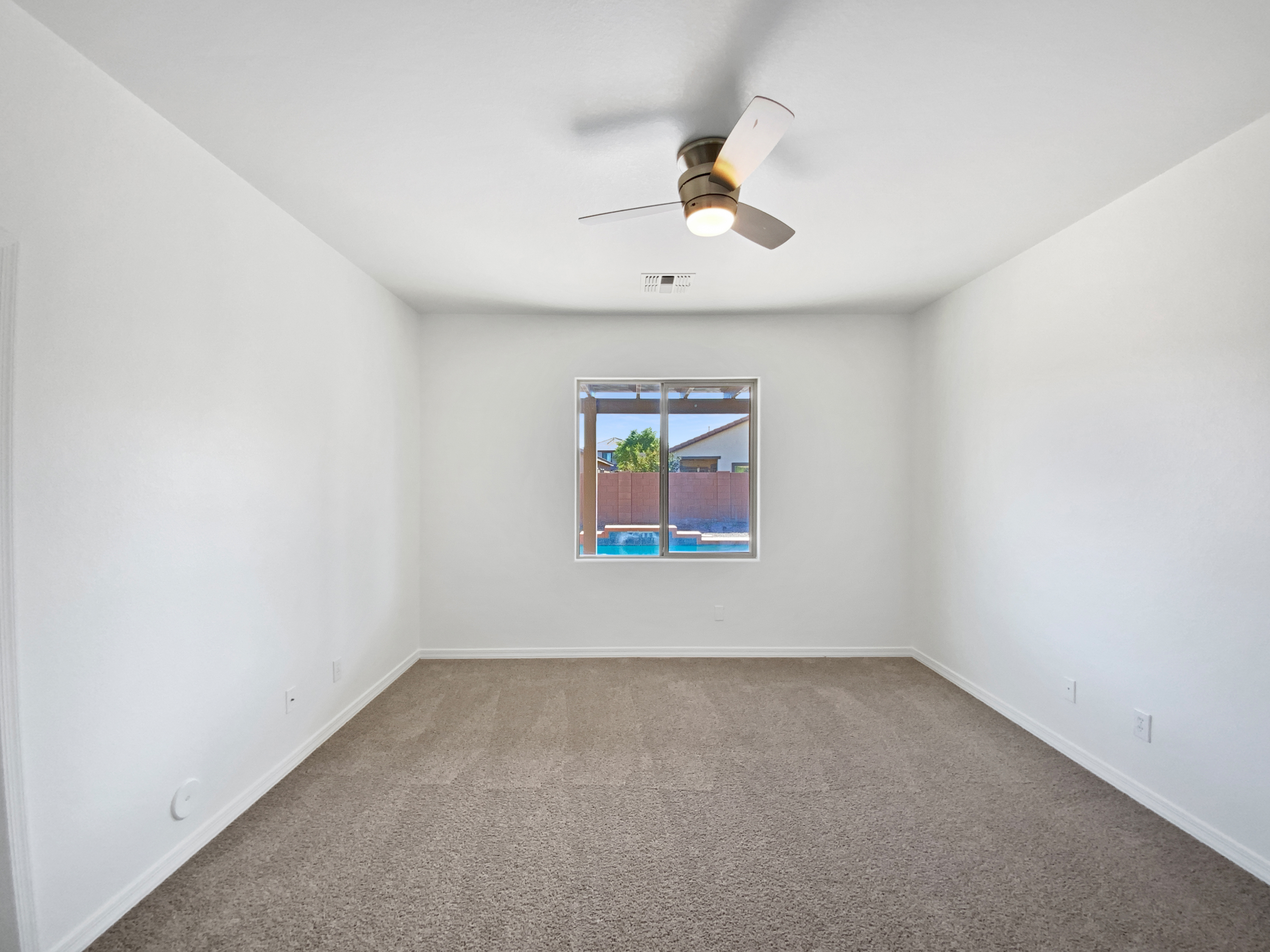 Photo 3 of 17 of 42549 W Monteverde Dr, Maricopa, AZ
