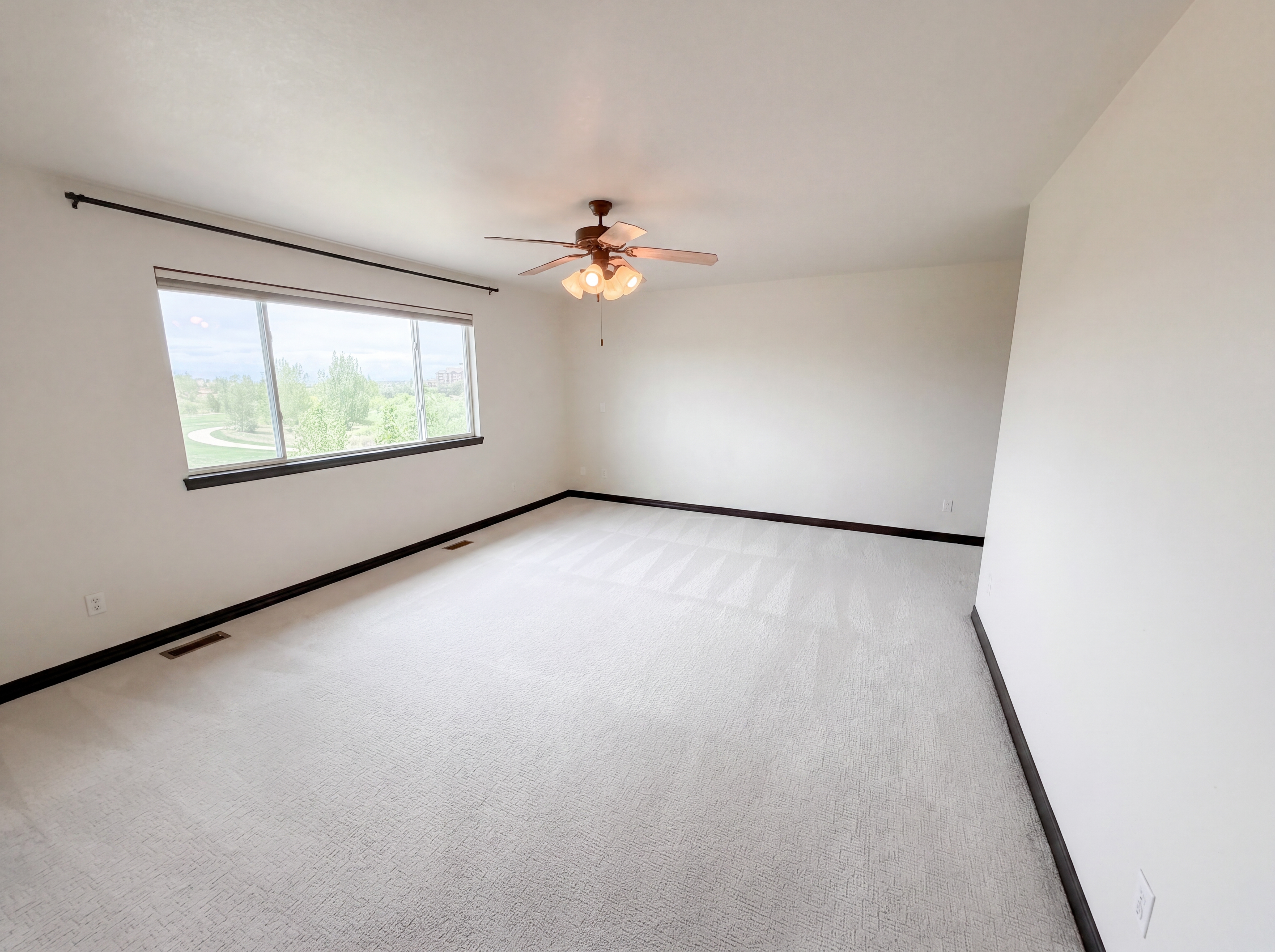 Photo 27 of 37 of 7469 S Biloxi Ct, Aurora, CO