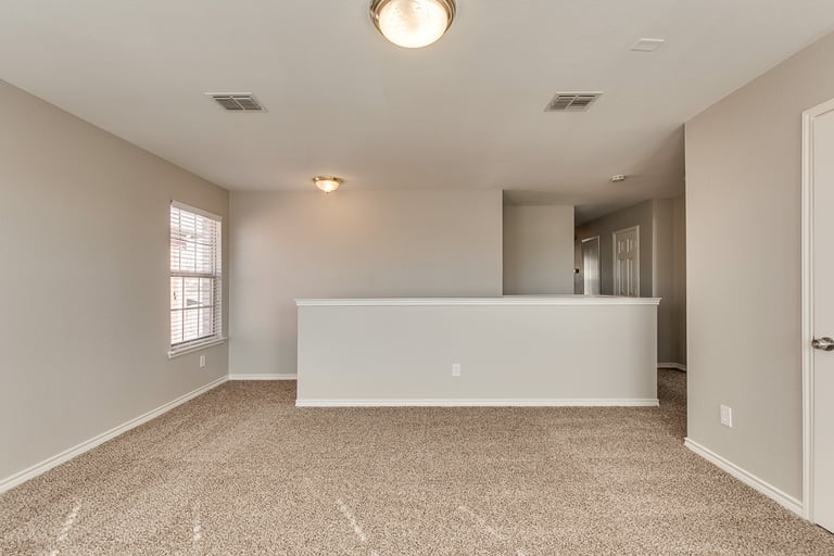 Photo 19 of 34 - 3020 Walnut Ridge Ln, Mesquite, TX 75181