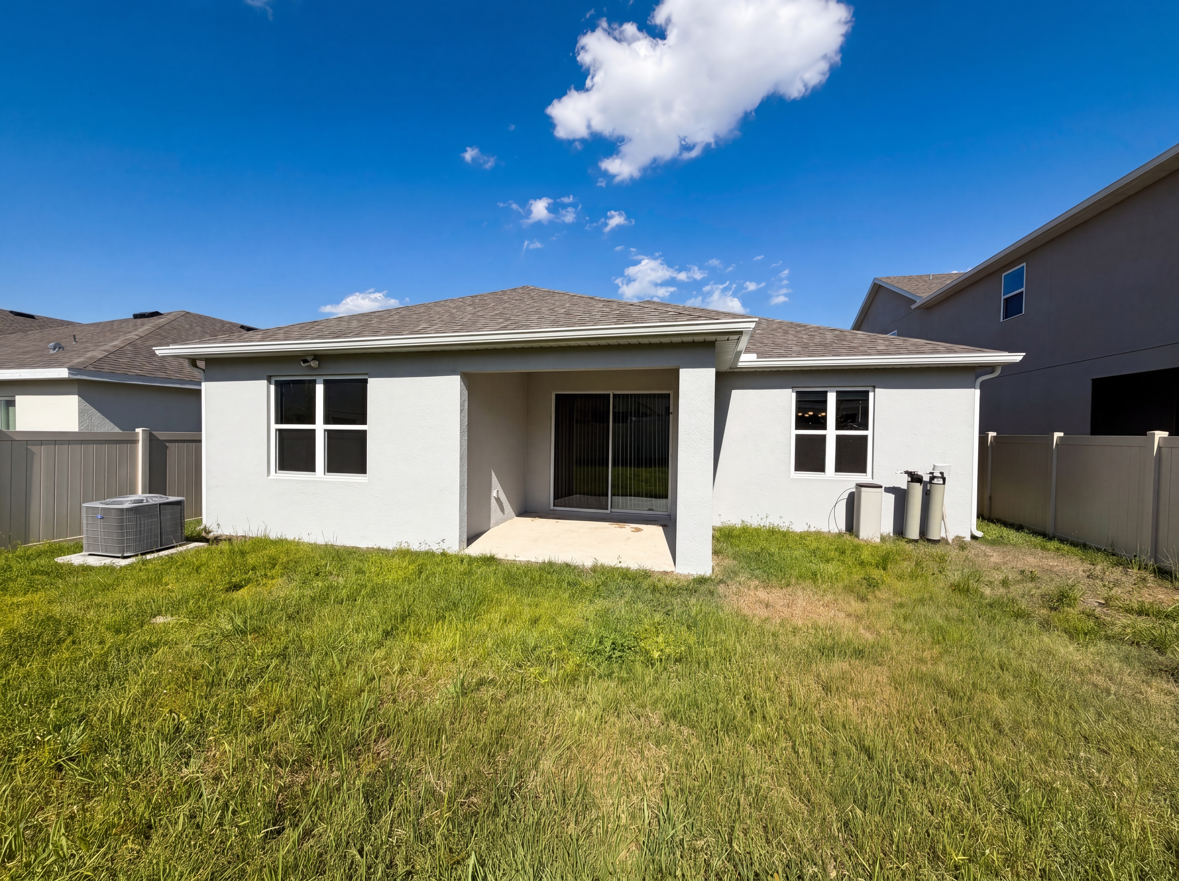 Photo 5 of 22 of 7725 Scicli Way, Clermont, FL
