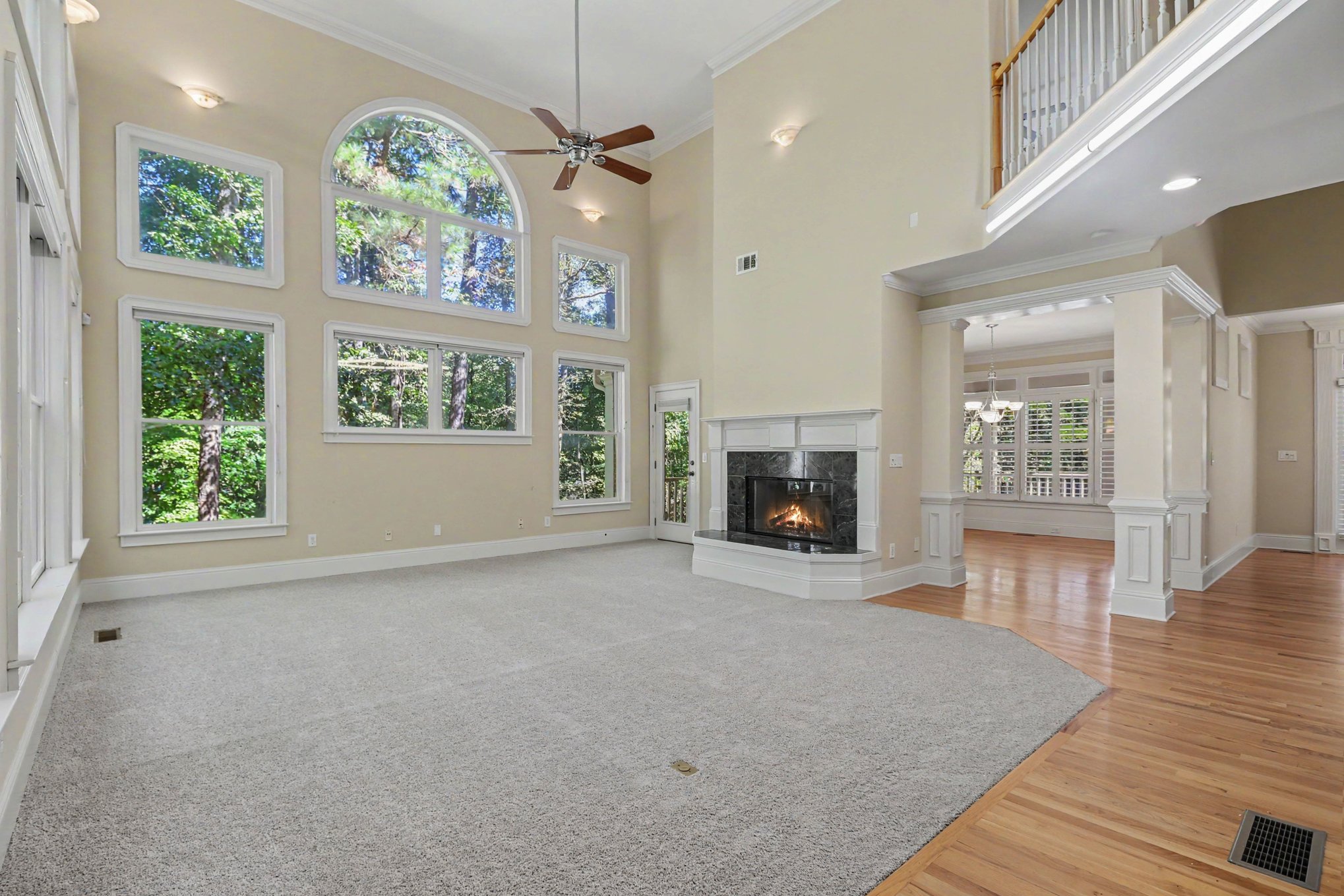 Photo 3 of 22 of 720 Barberry Dr, Alpharetta, GA