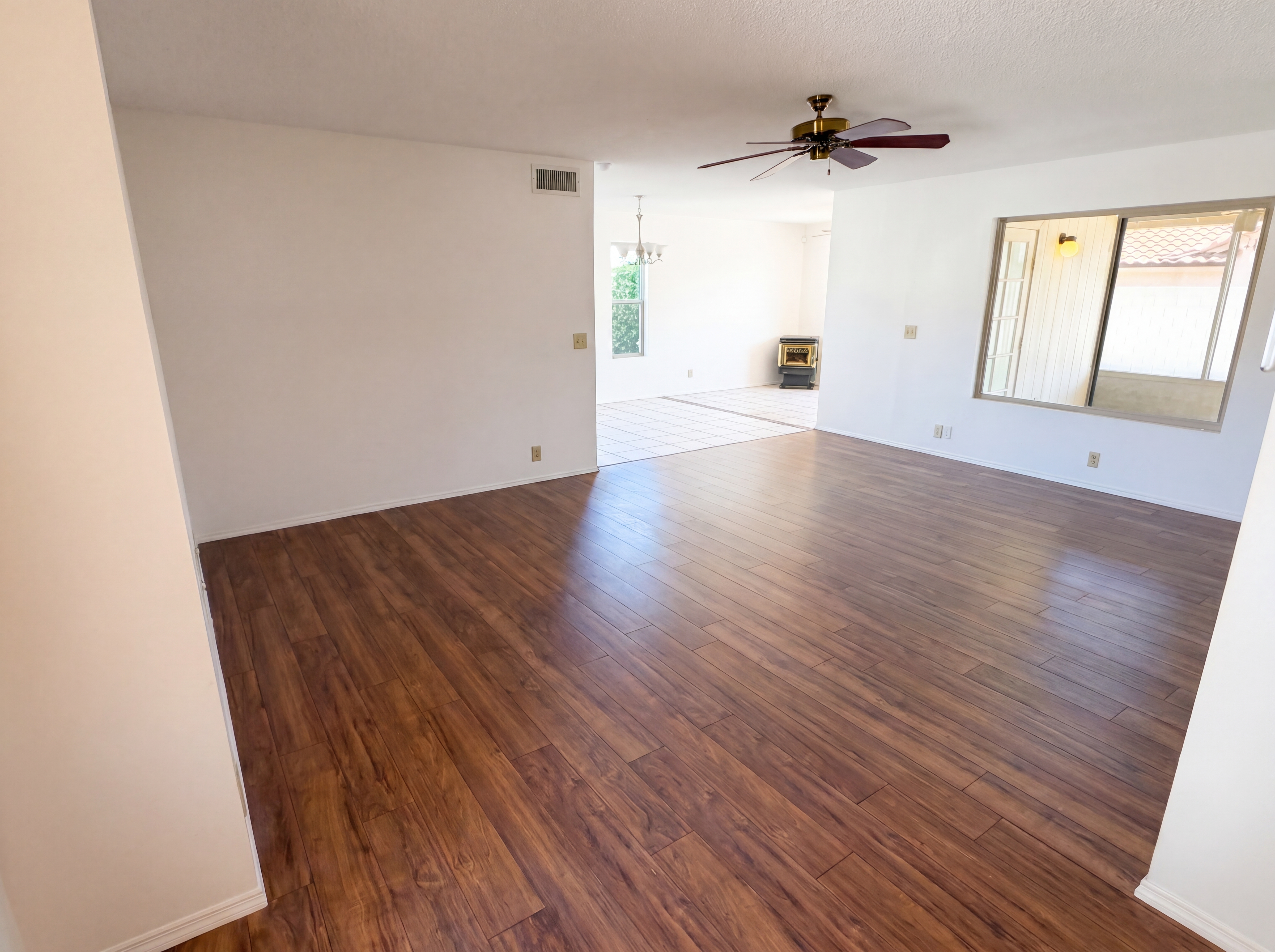 Photo 11 of 26 of 9207 W Kerry Ln, Peoria, AZ