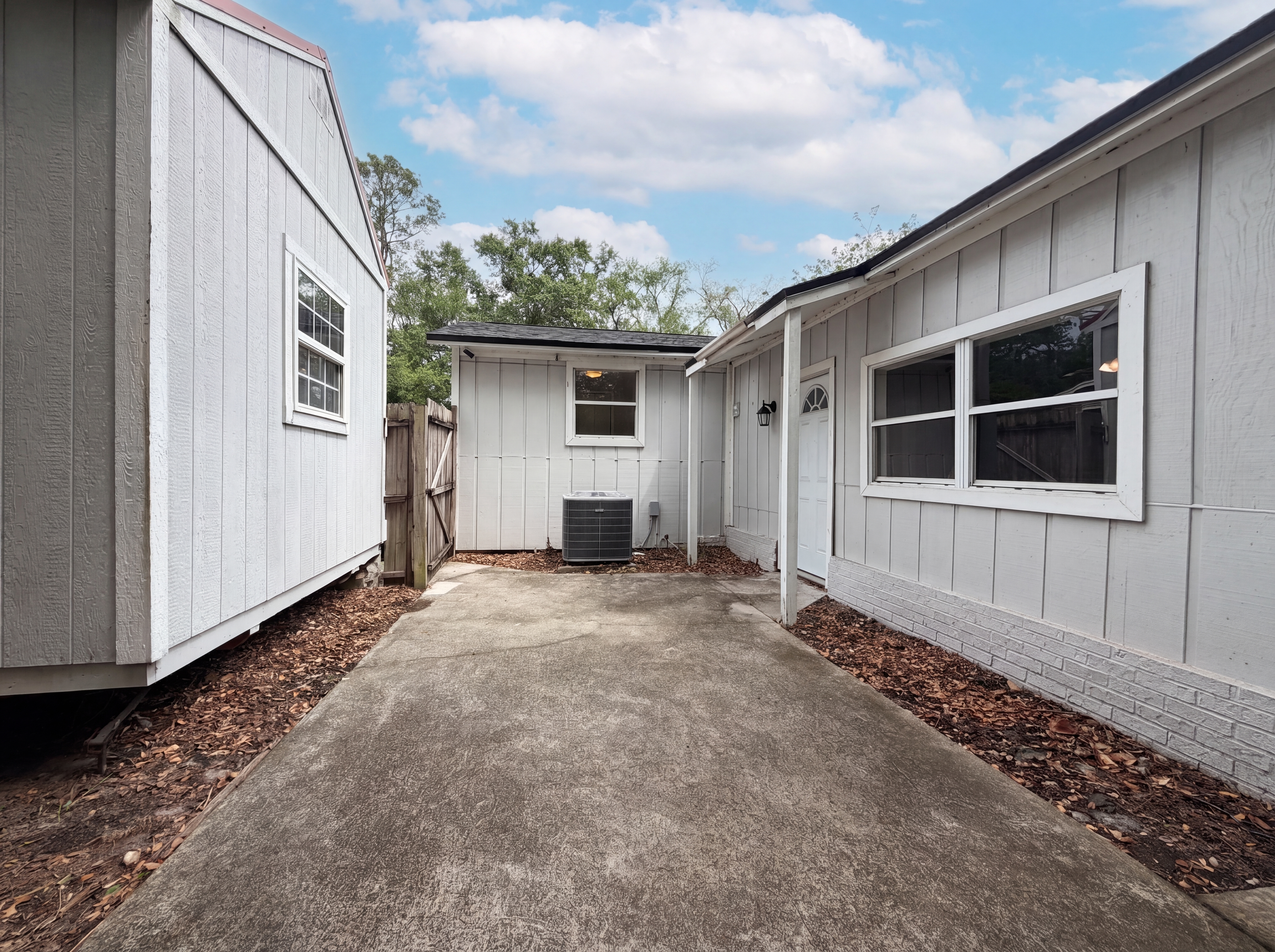 Photo 18 of 19 of 7008 Thurston Rd, Jacksonville, FL