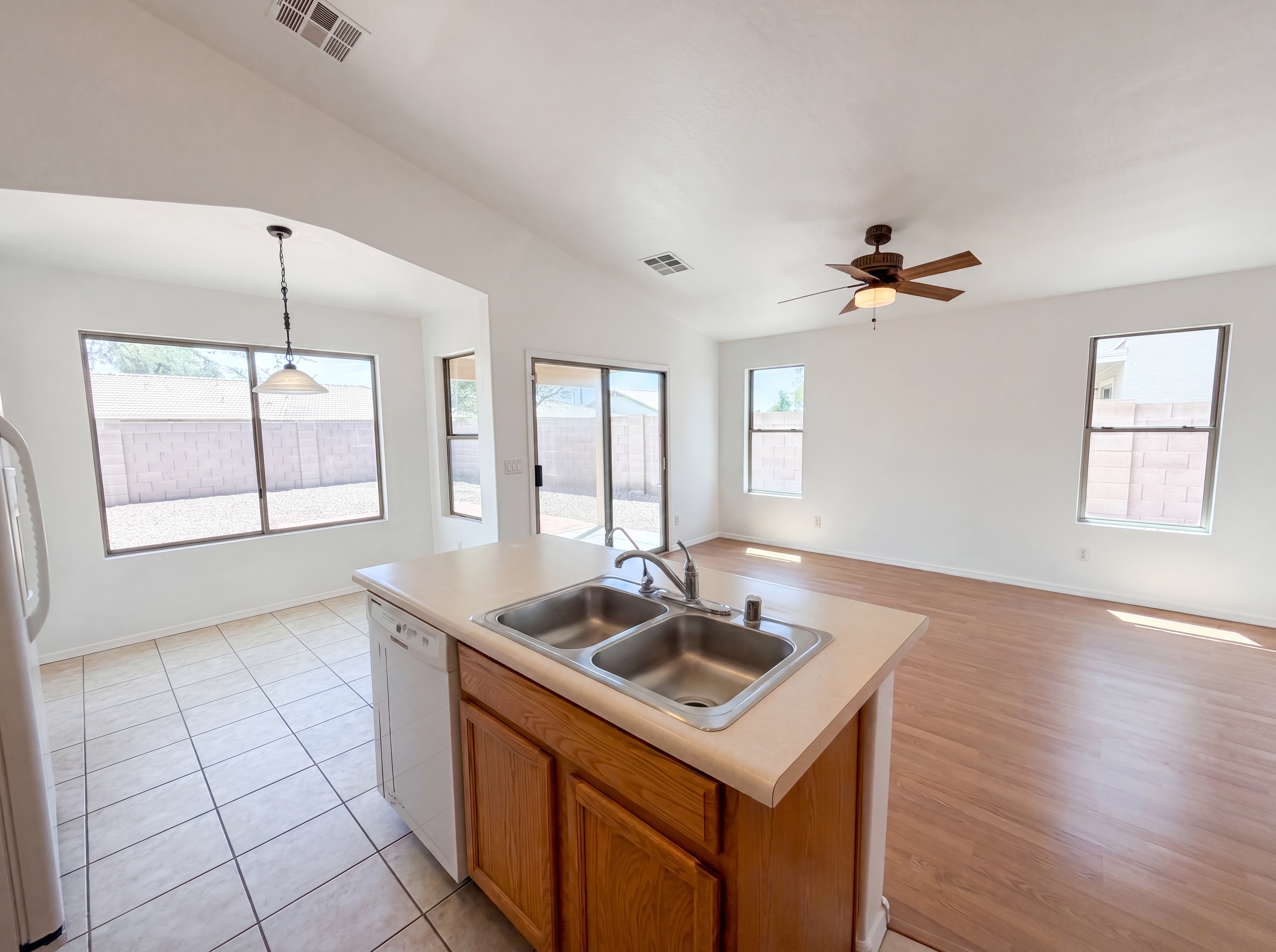 Photo 23 of 27 of 15861 W Papago St, Goodyear, AZ