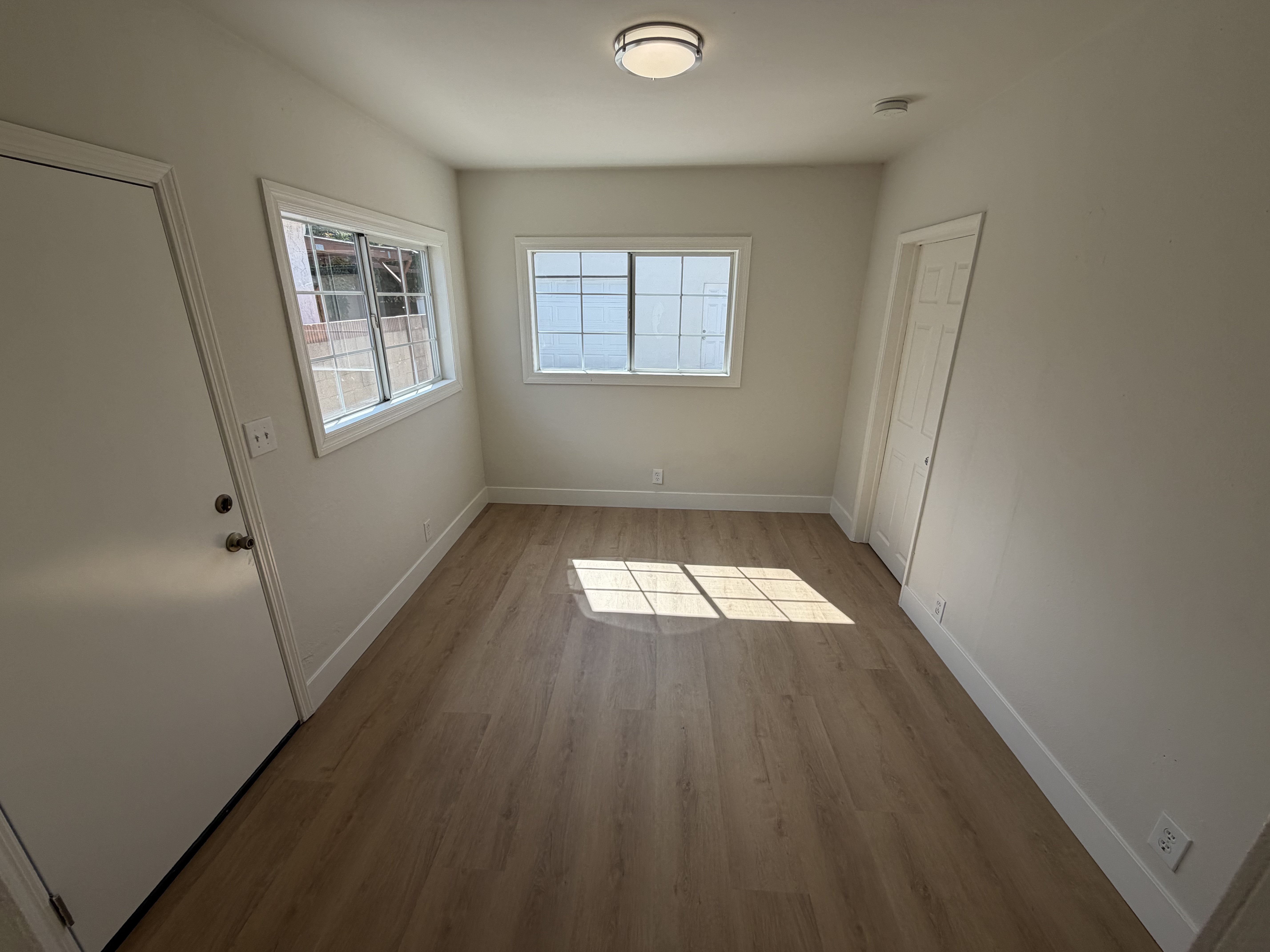 Photo 4 of 27 of 15343 Pimenta Ave, Paramount, CA