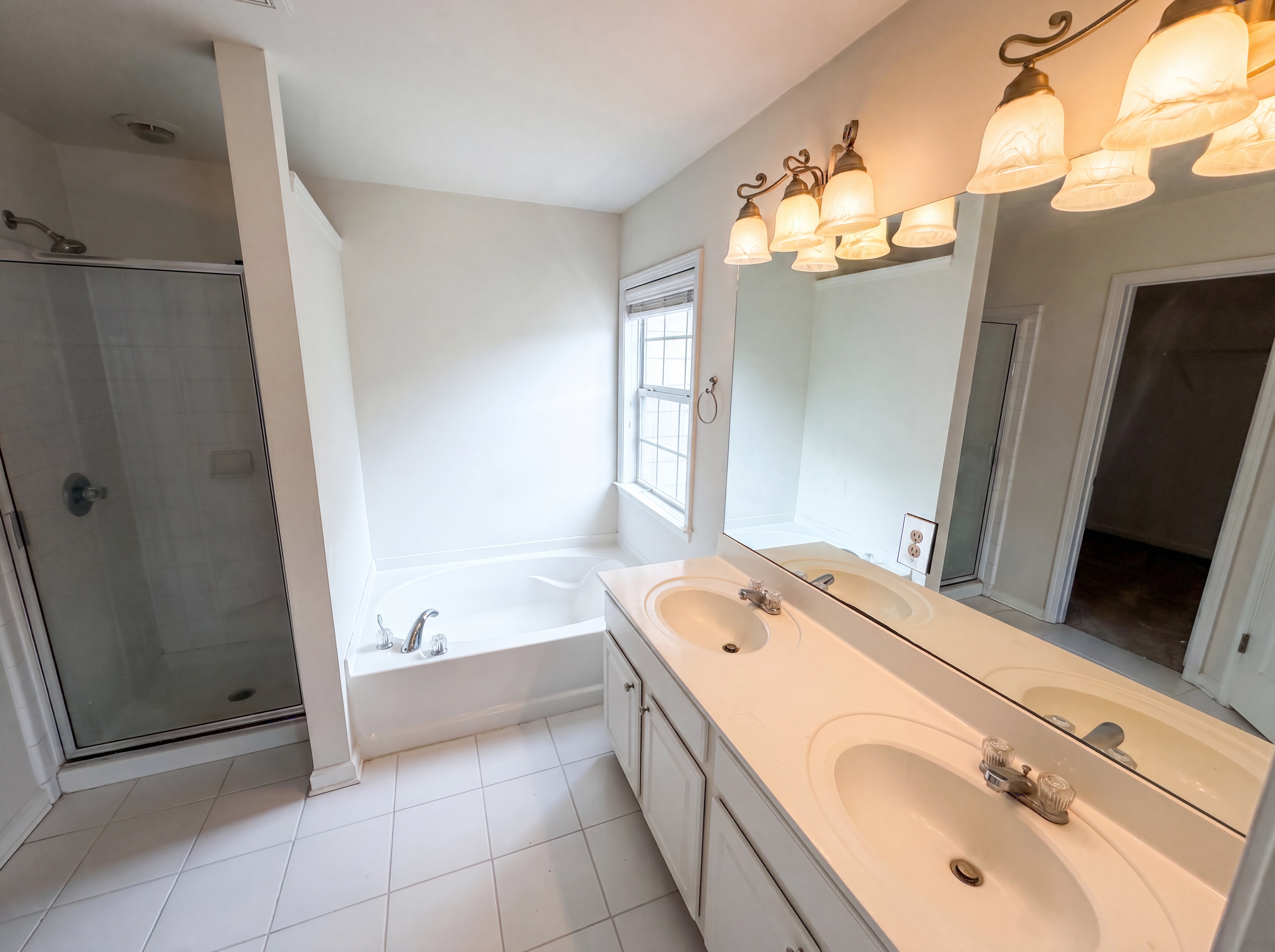 Photo 19 of 29 of 4660 Creekside Villas Way SE, Smyrna, GA