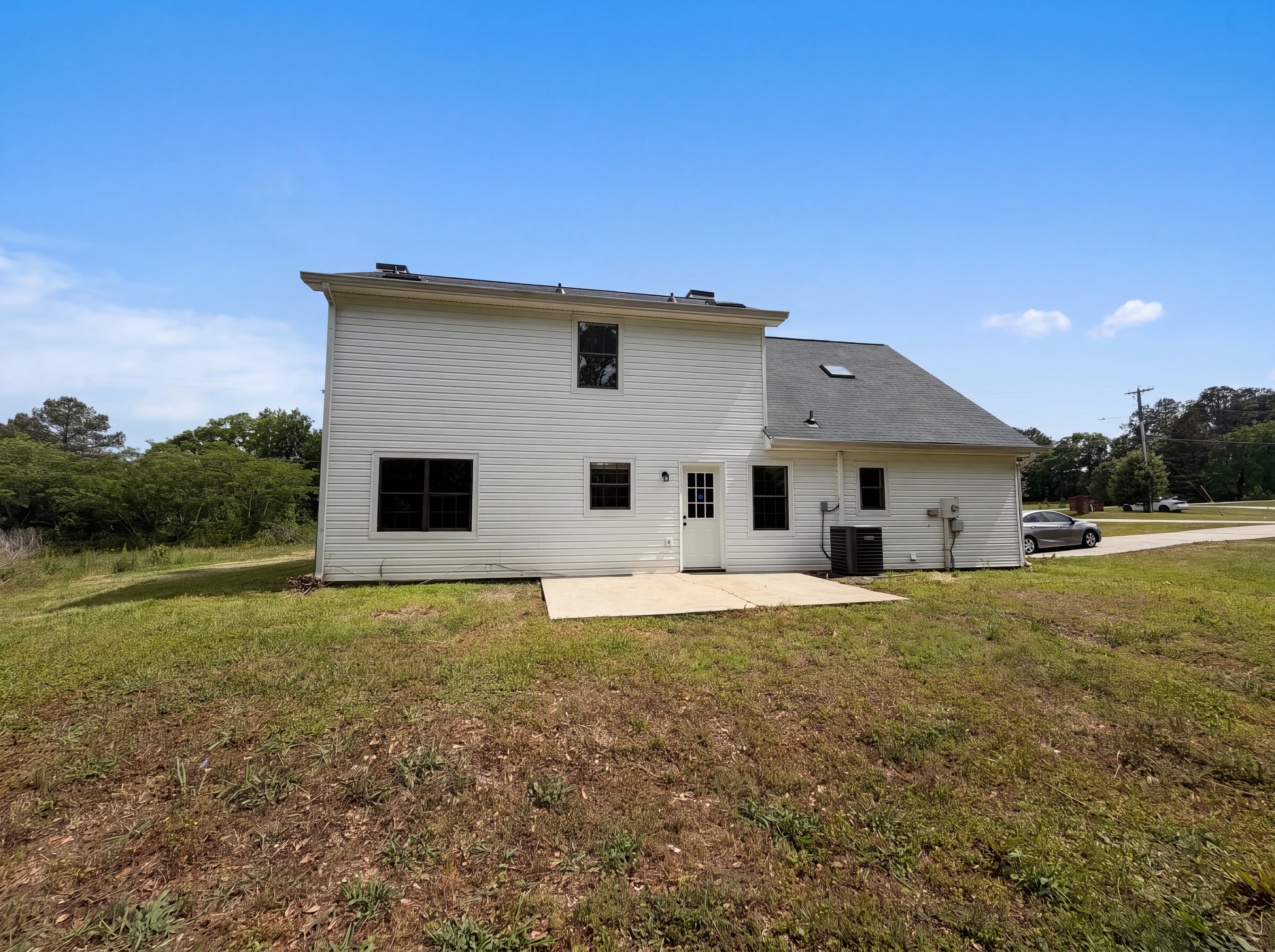 Photo 5 of 23 of 3371 Youth Monroe Rd, Loganville, GA
