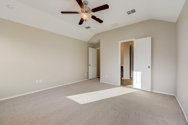 Photo 14 of 36 - 14541 Serrano Ridge Rd, Haslet, TX 76052