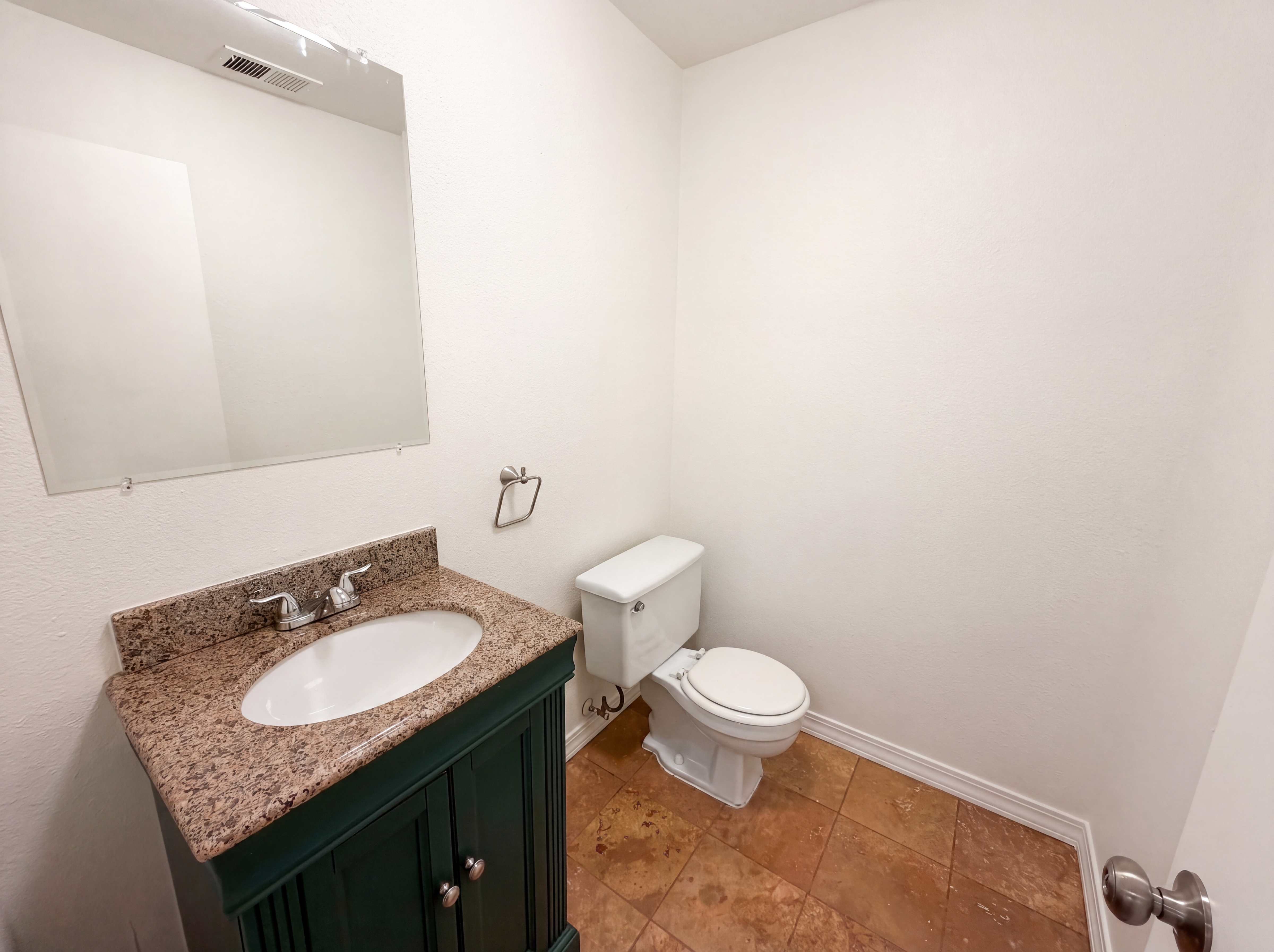 Photo 25 of 42 of 10330 E Weaver Pl, Englewood, CO