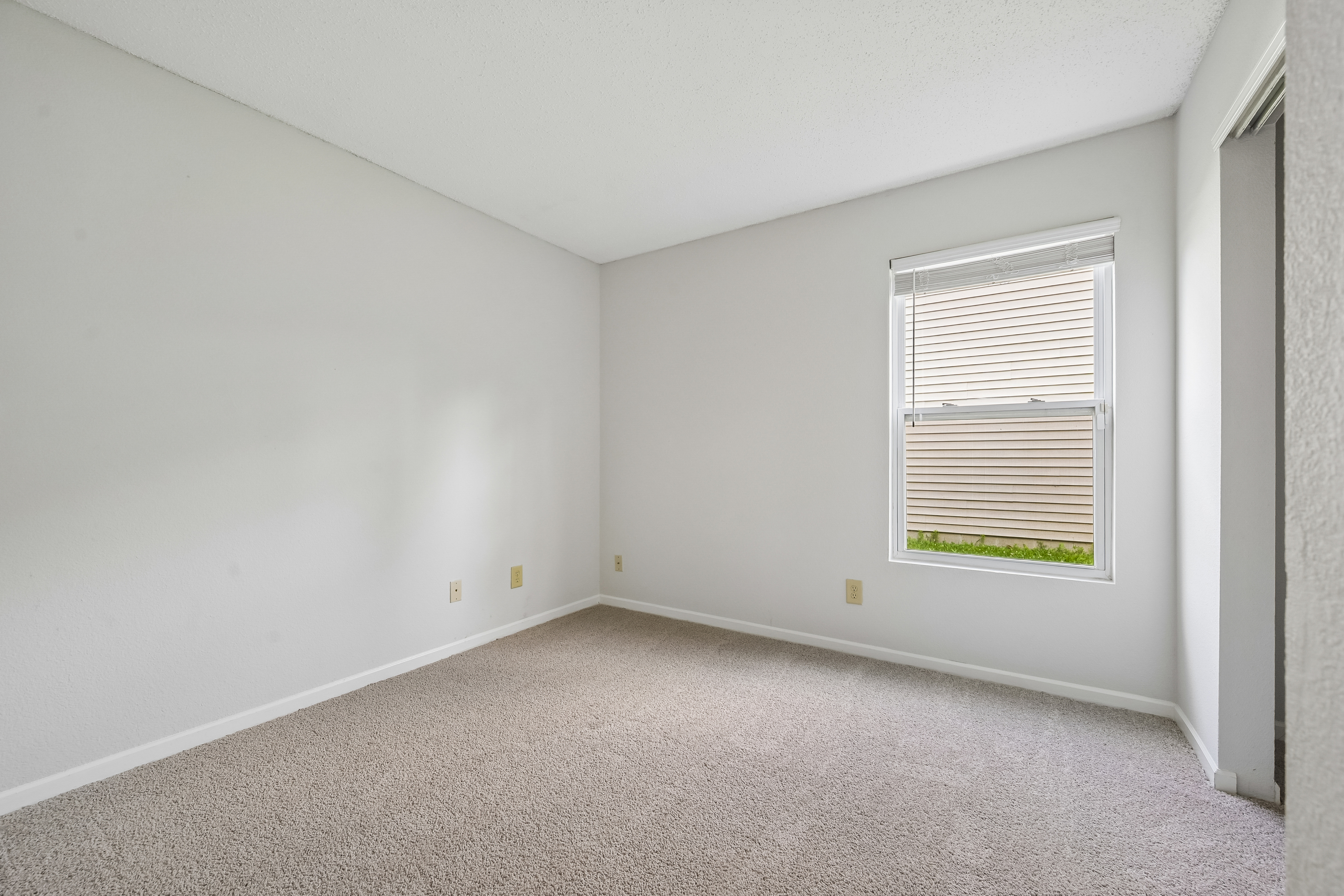 Photo 20 of 29 of 11355 Congaree Way, Indianapolis, IN