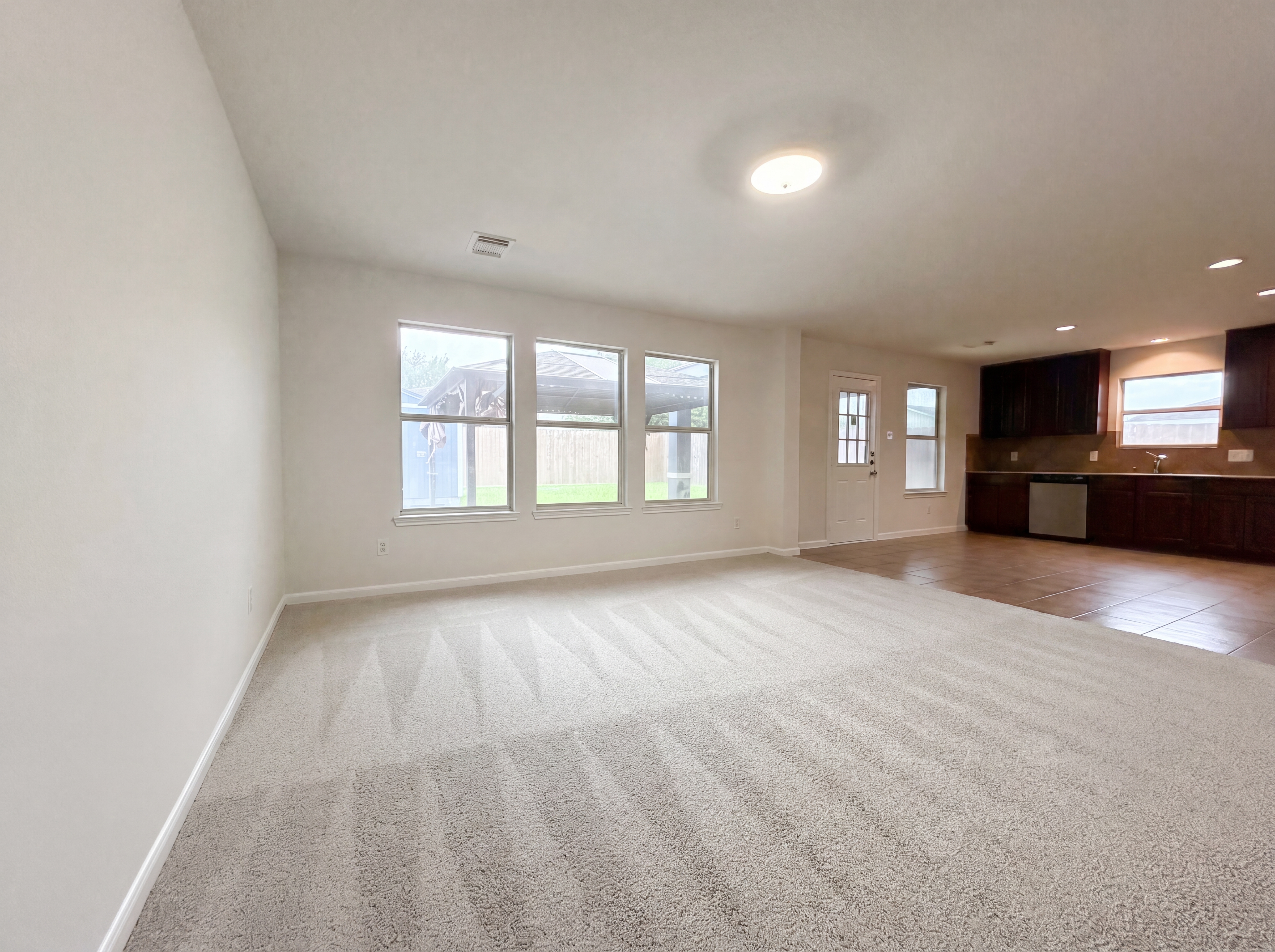 Photo 3 of 20 of 2646 Skyview Trace Ct, Houston, TX