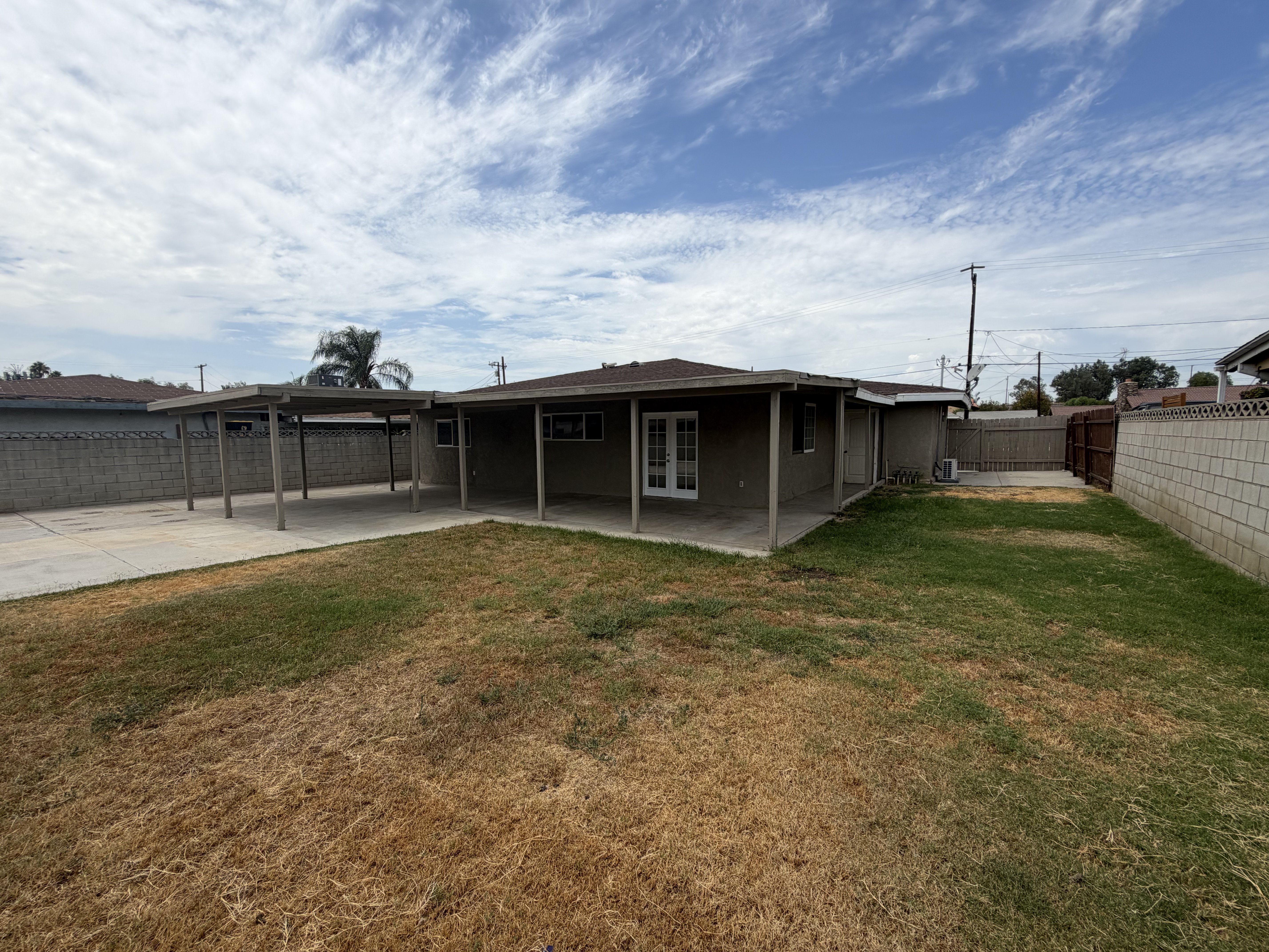 Photo 22 of 26 of 392 Cypress Ave, Colton, CA