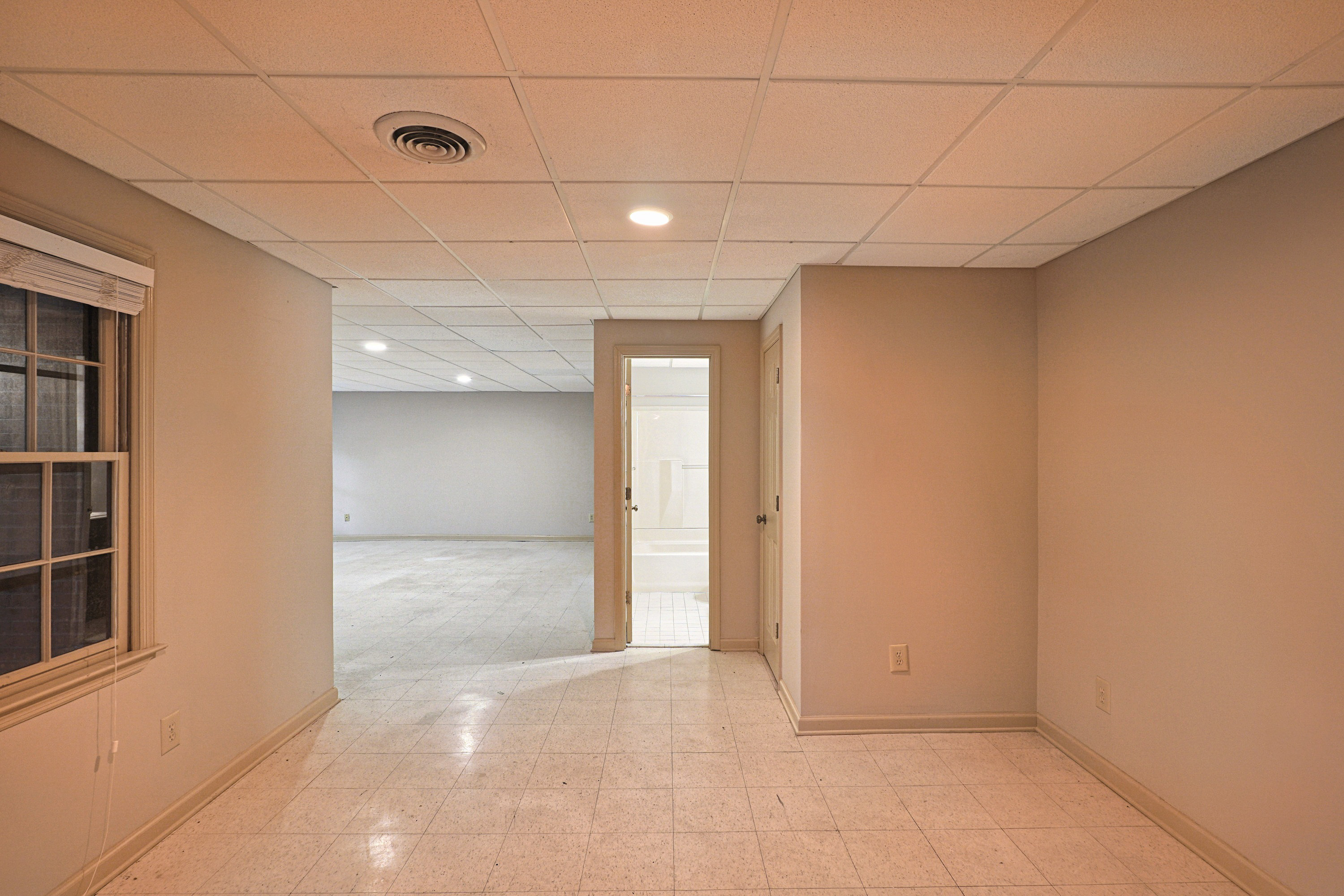 Photo 36 of 63 of 2360 Kimbrough Ct, Sandy Springs, GA