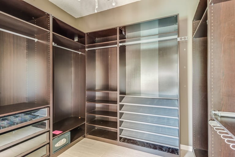 Photo 13 of 31 - 9067 Laurel Ridge Dr, Mount Dora, FL 32757
