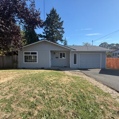 Property photo 1 of 324 N 5th St