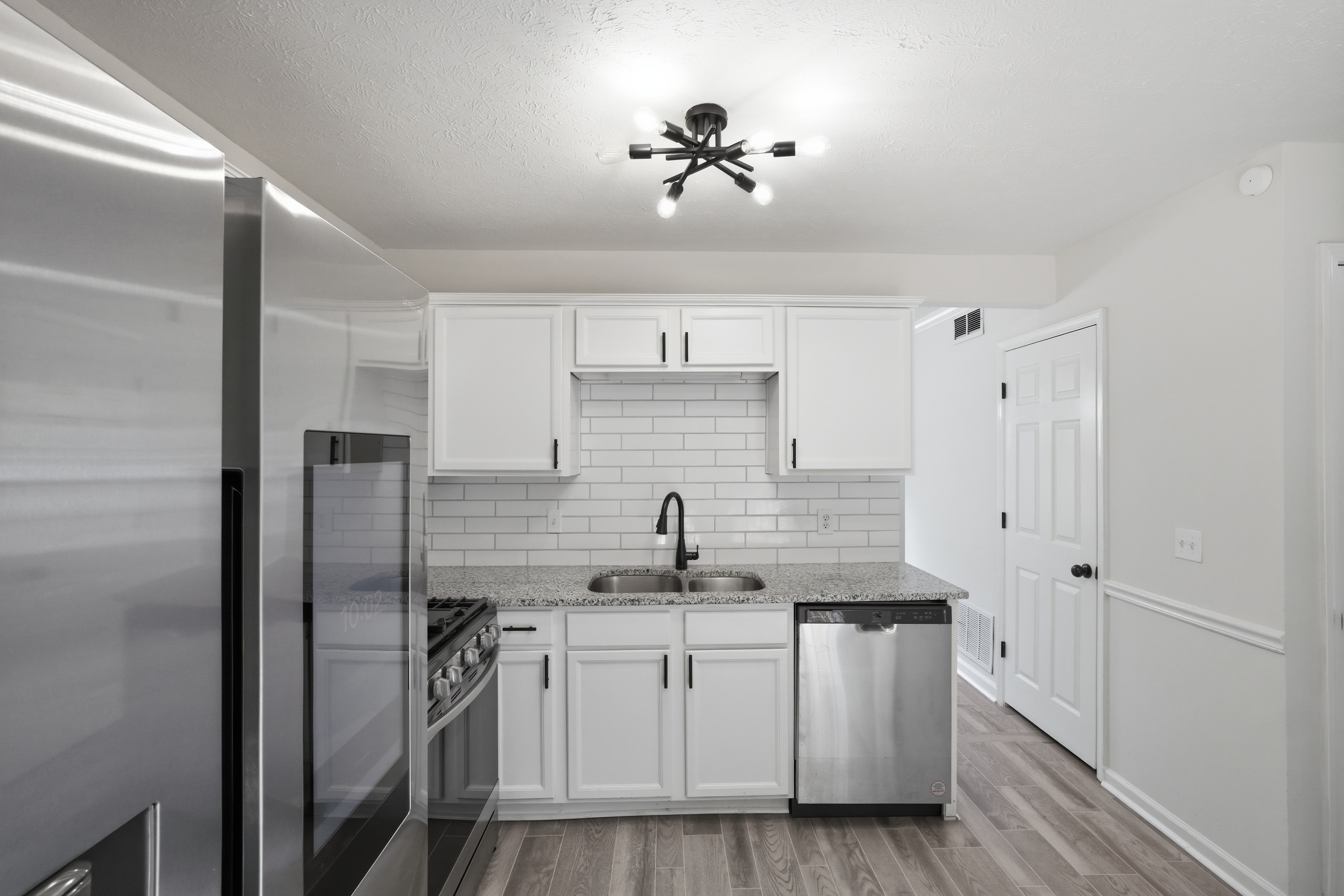 Photo 6 of 43 of 4389 Southvale Dr, Decatur, GA