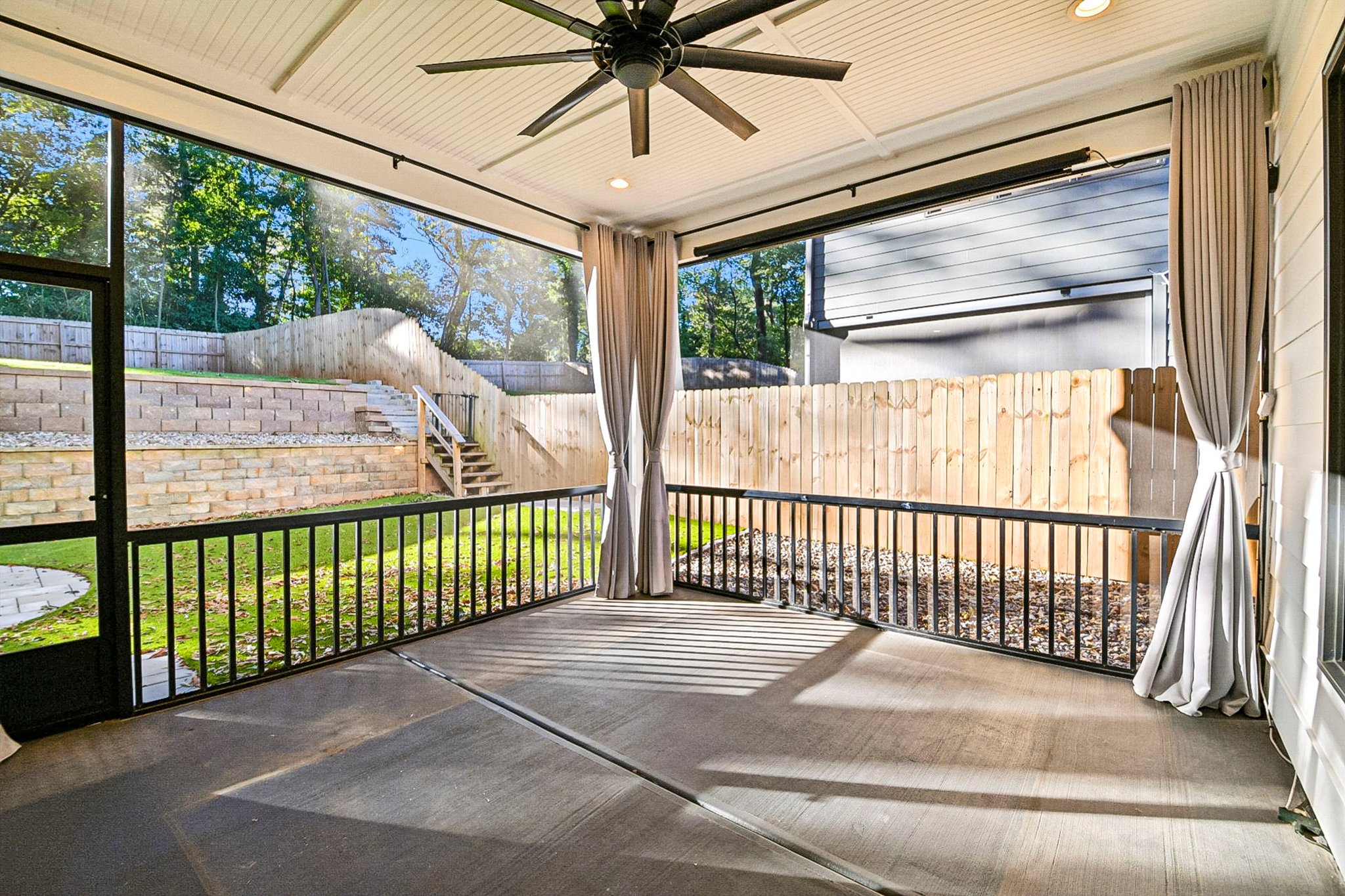 Photo 26 of 30 of 2073 Candler Road SE, Atlanta, GA