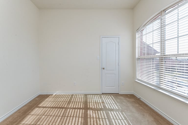 Photo 28 of 33 - 7715 Longbow Ln, Arlington, TX 76002
