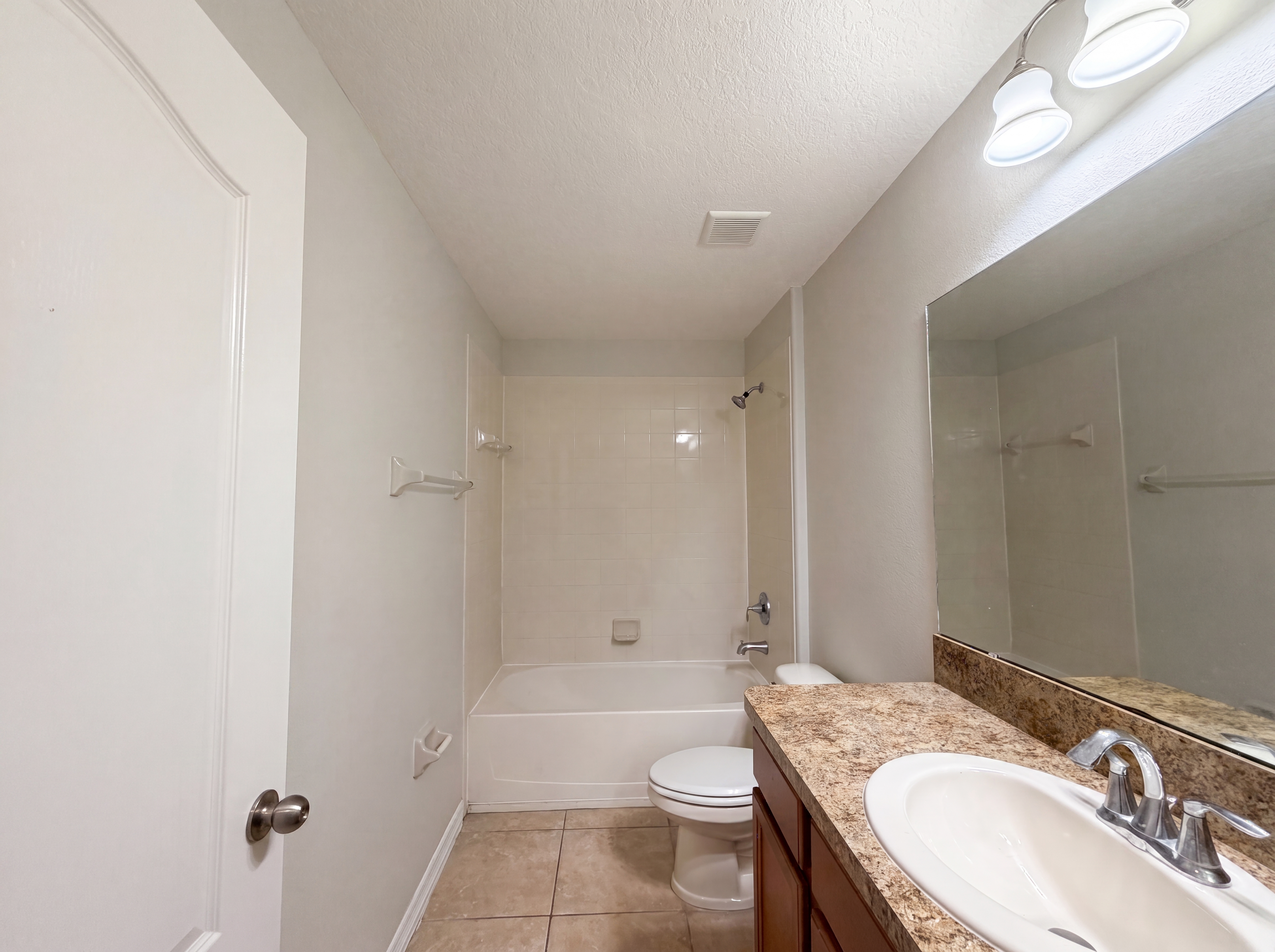 Photo 9 of 26 of 1308 Seburn Rd, Apopka, FL