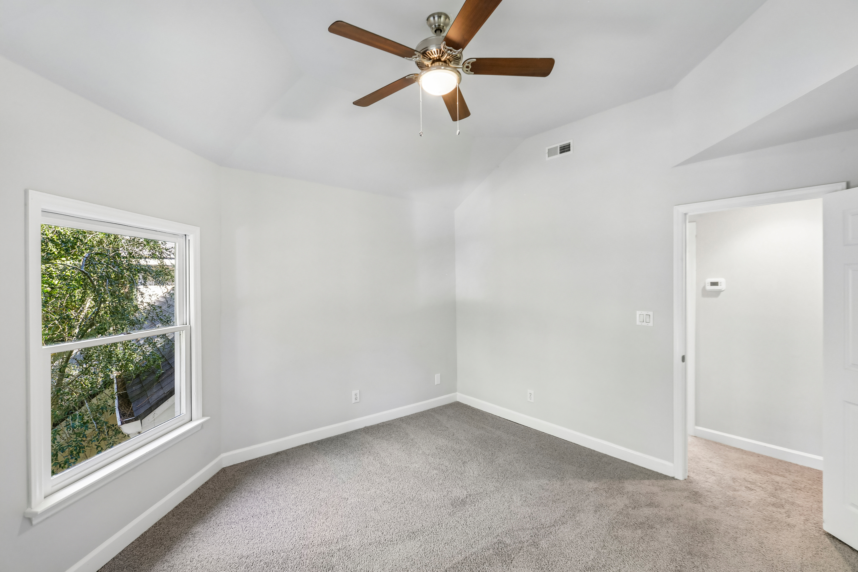 Photo 21 of 40 of 6104 Crupper Ct, Raleigh, NC