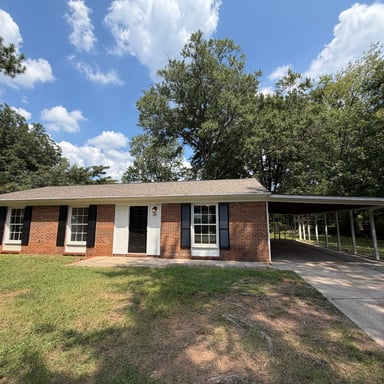 Property photo 1 of 728 Milan Rd E