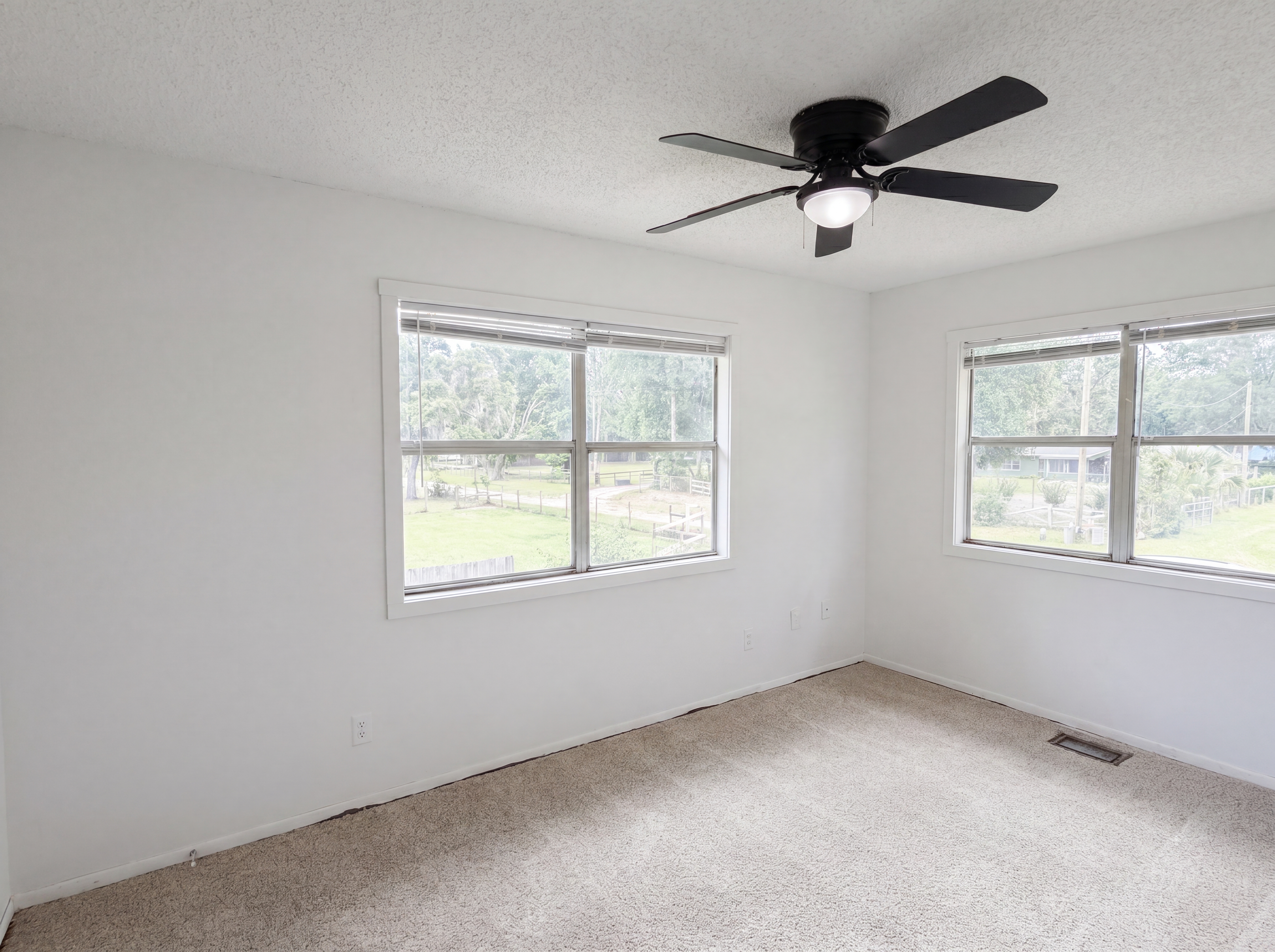 Photo 8 of 20 of 22415 Horizon Vistas Dr, Eustis, FL