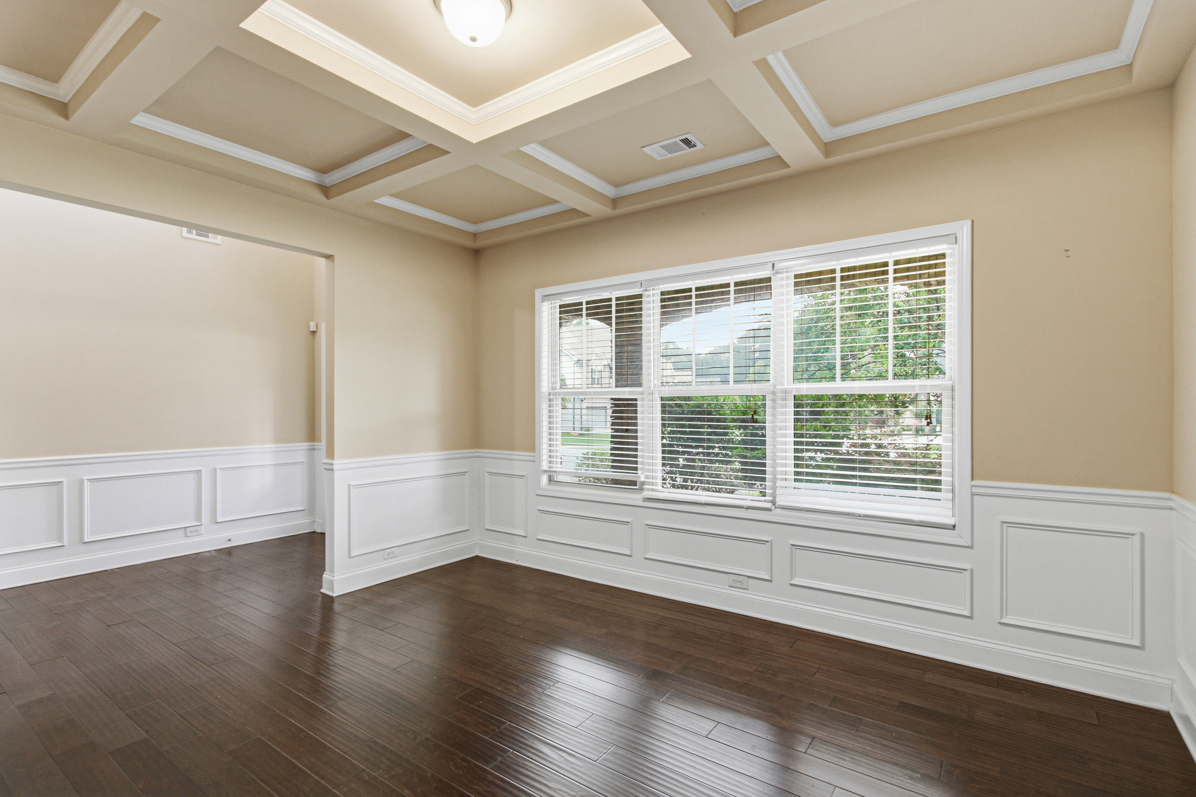 Photo 15 of 41 of 114 Madison St, Canton, GA
