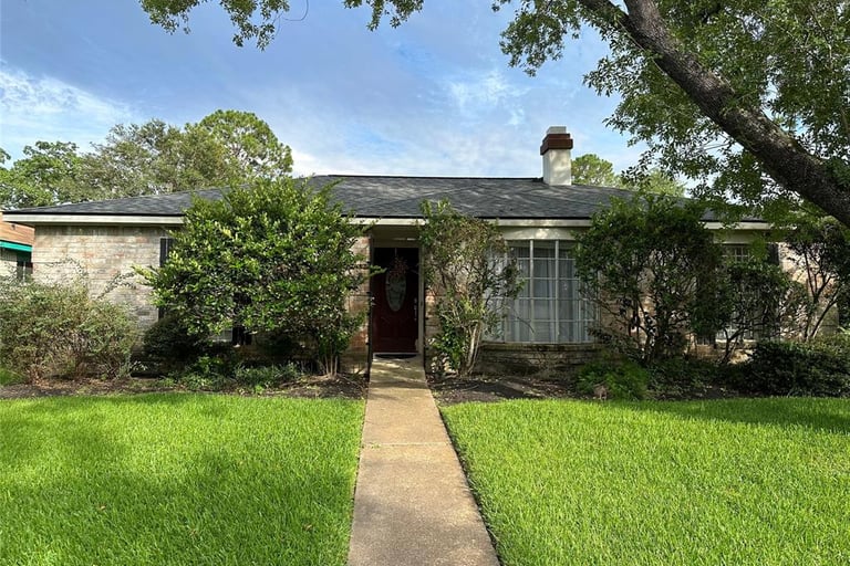 10535 Huntington Dale Dr, Houston, TX 77099 Opendoor