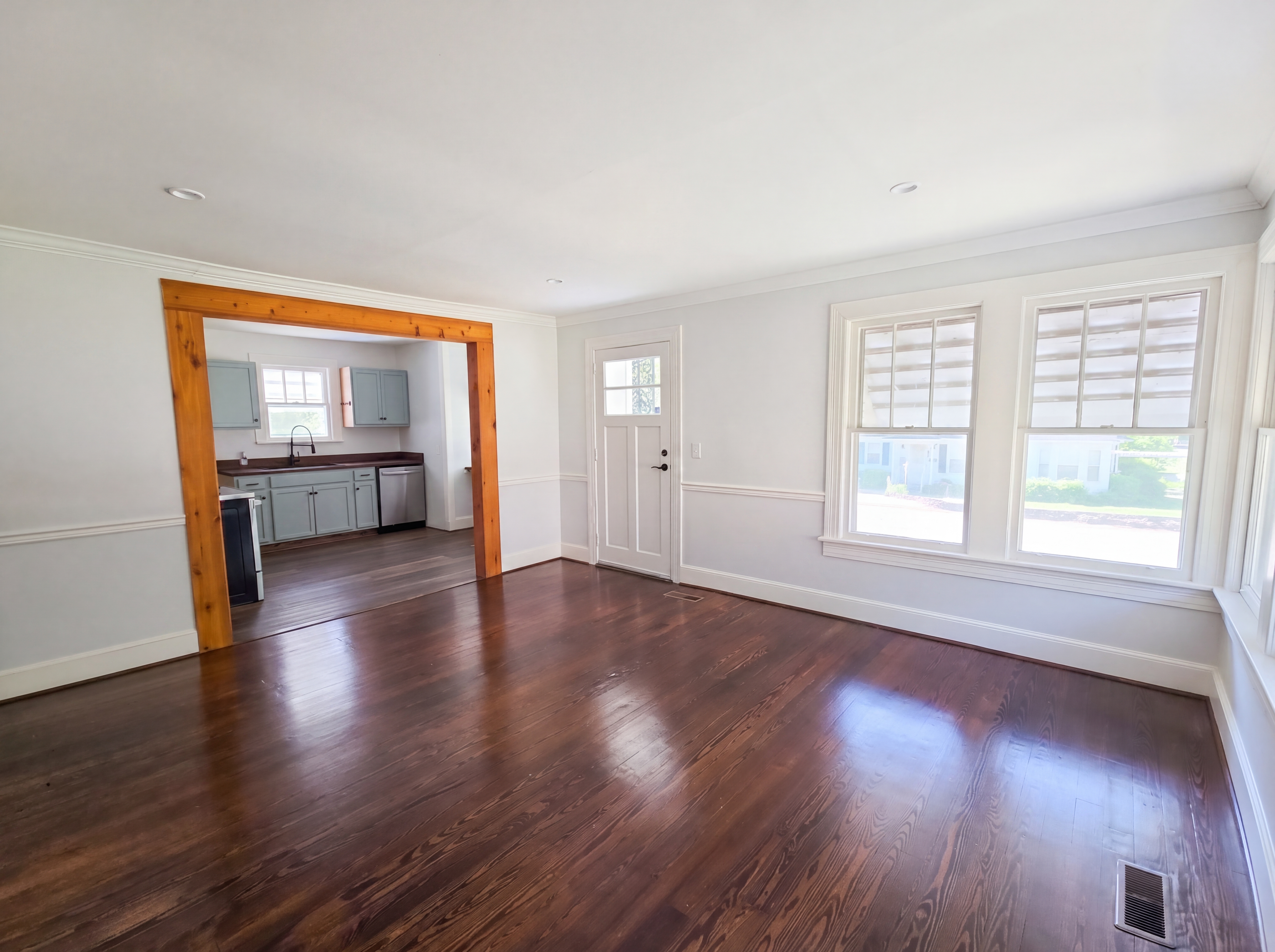 Photo 7 of 18 of 1401 E 9th St, Anniston, AL