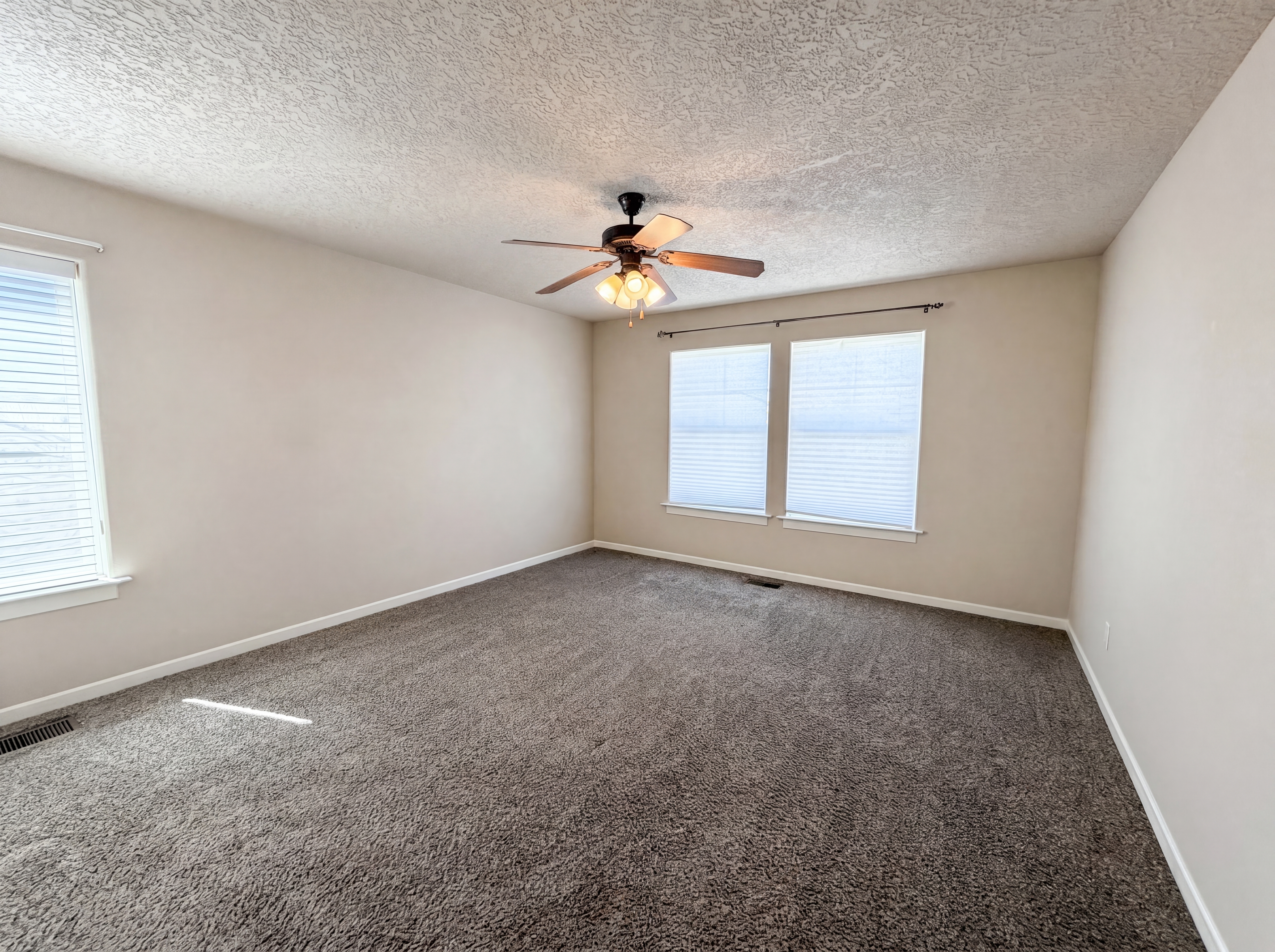 Photo 11 of 23 of 2513 Milagro Ridge Ct NE, Rio Rancho, NM