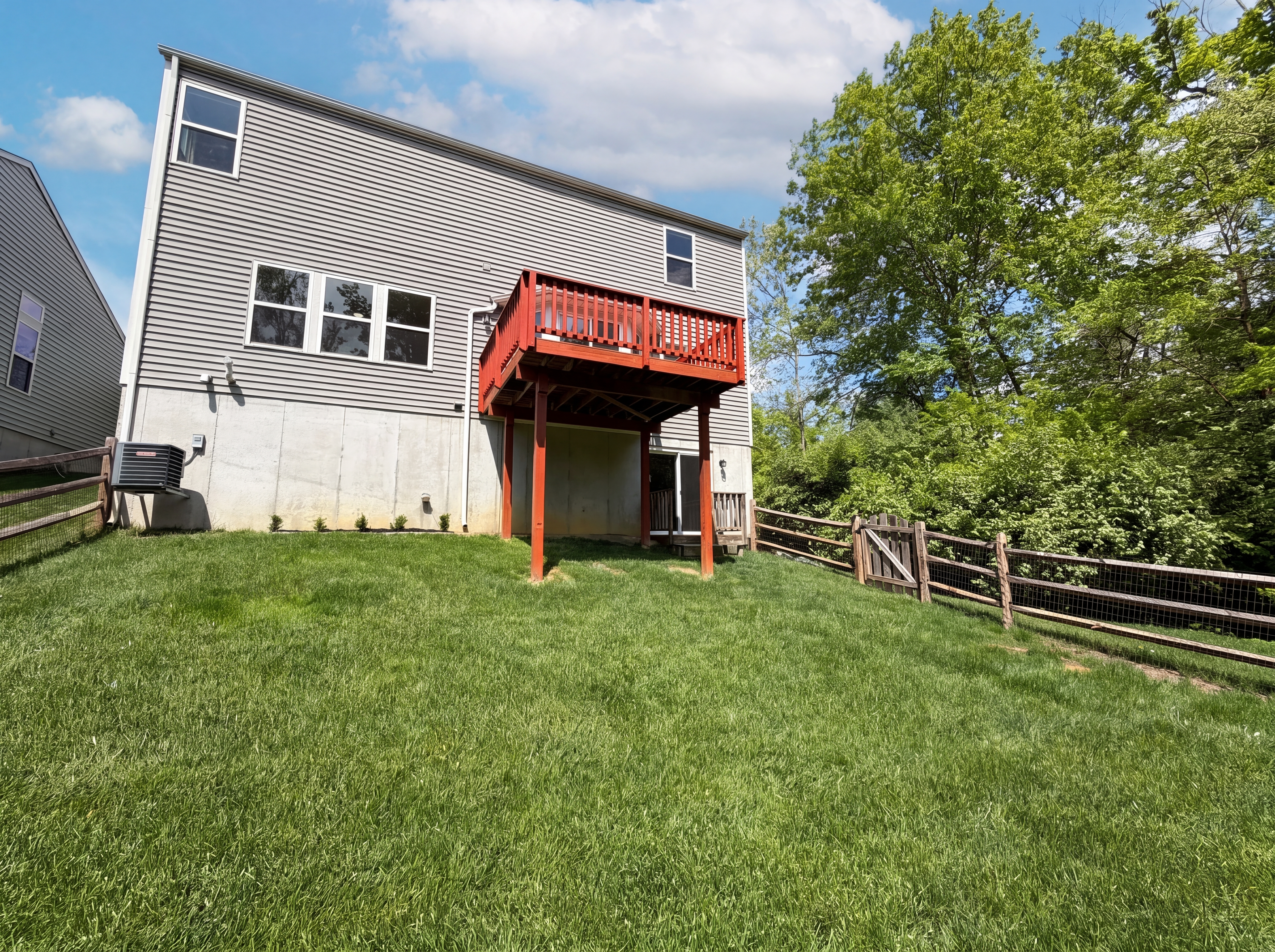 Photo 5 of 32 of 4189 Black Bear Dr, Lebanon, OH