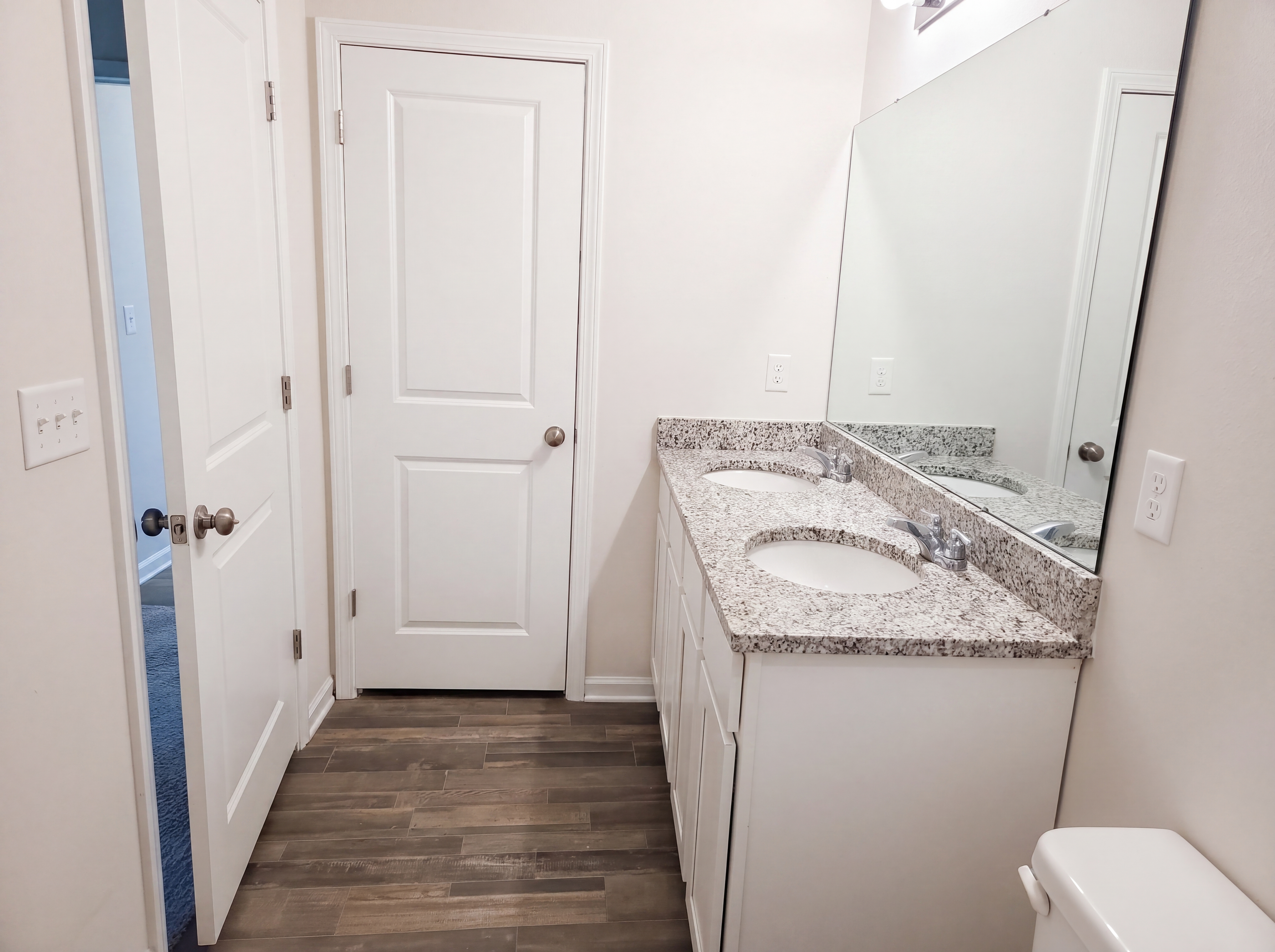 Photo 10 of 21 of 128 Mikaela Ave, Defuniak Springs, FL