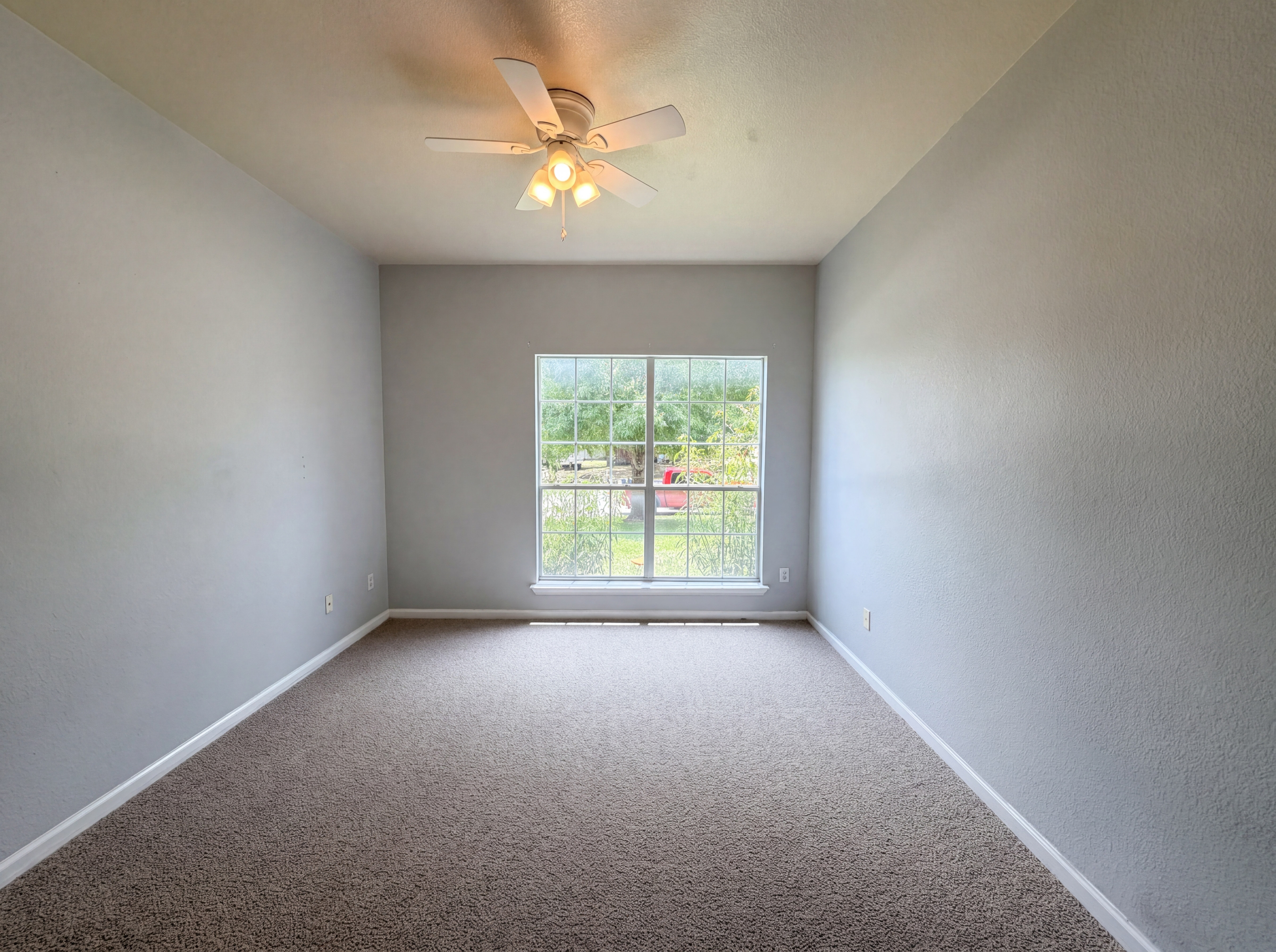 Photo 4 of 19 of 313 Crowfoot Dr, Harker Heights, TX