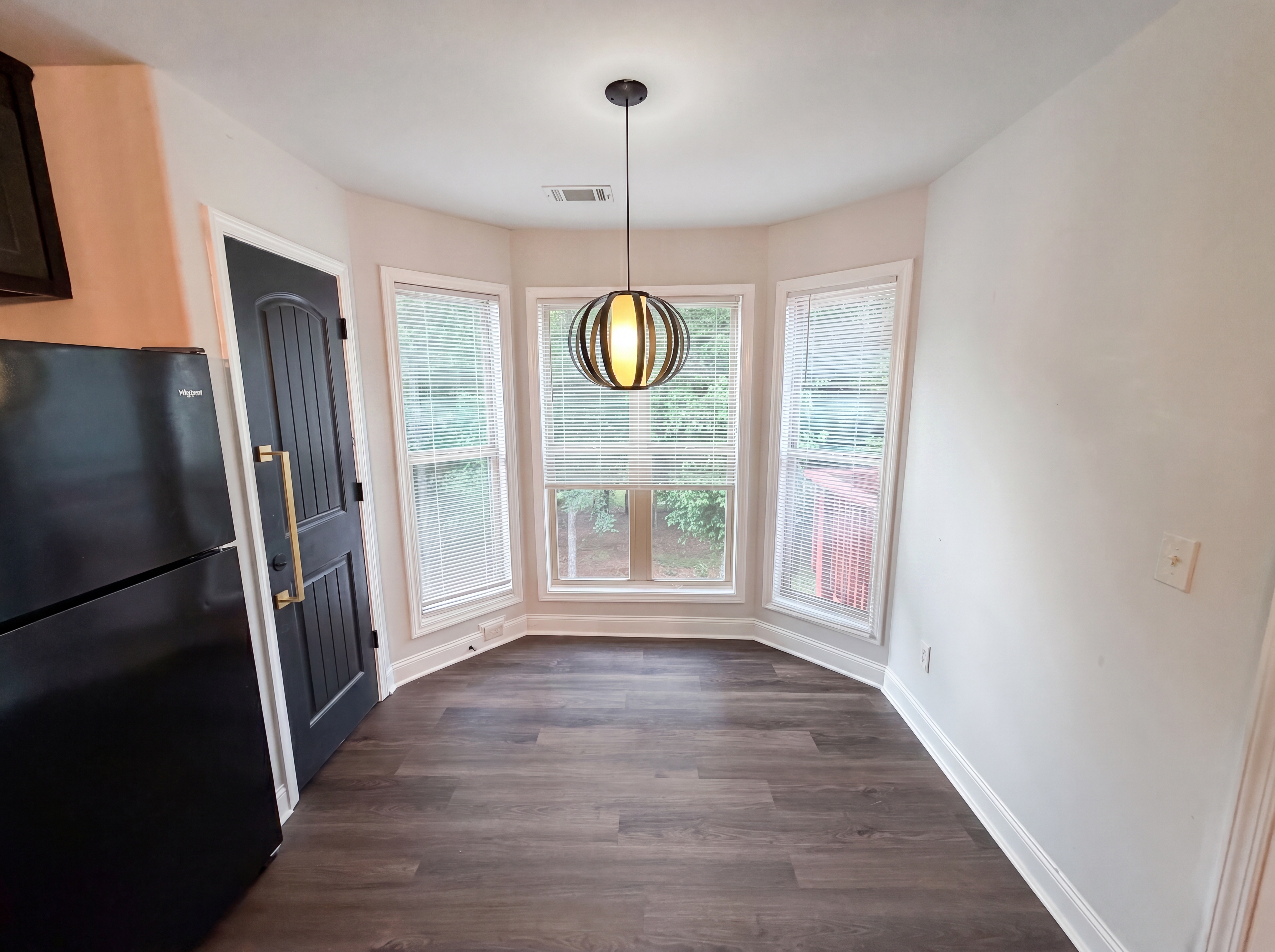 Photo 13 of 42 of 410 Redtail Rd, Jefferson, GA
