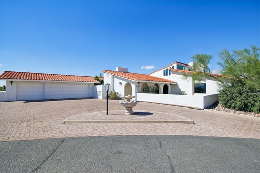 Photo 1 of 46 of 8331 N Rose Marie Ln, Tucson, AZ