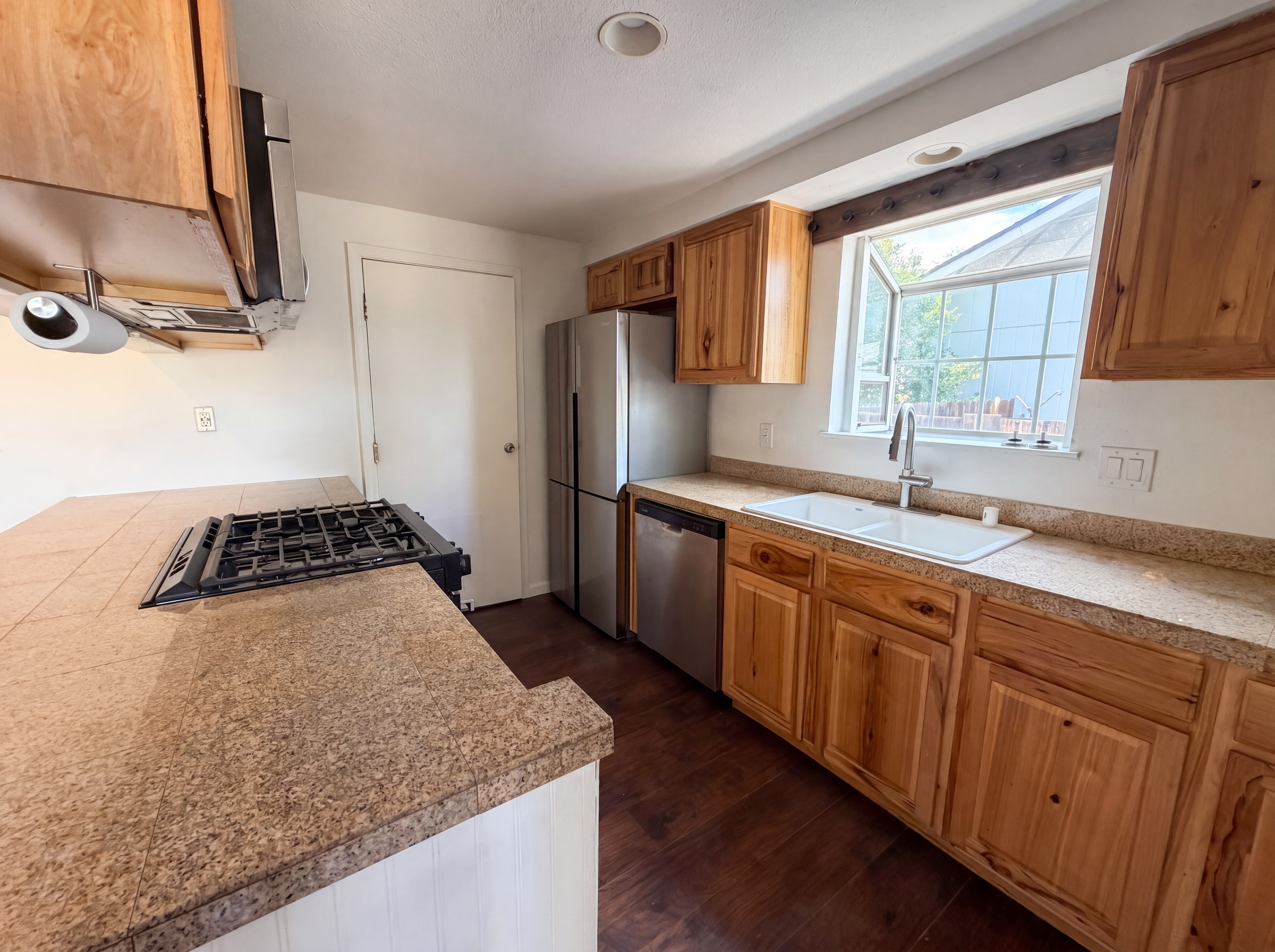 Photo 2 of 26 of 3325 Somerset Way, Carson City, NV