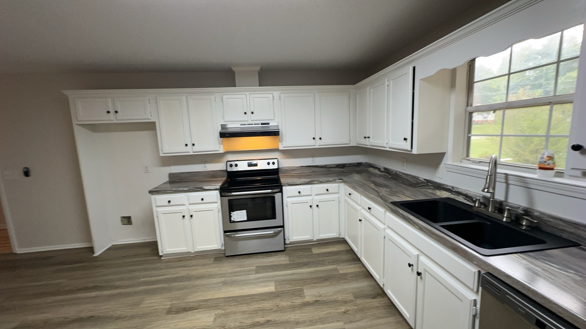 Photo 11 of 33 of 1253 4th Way, Pleasant Grove, AL