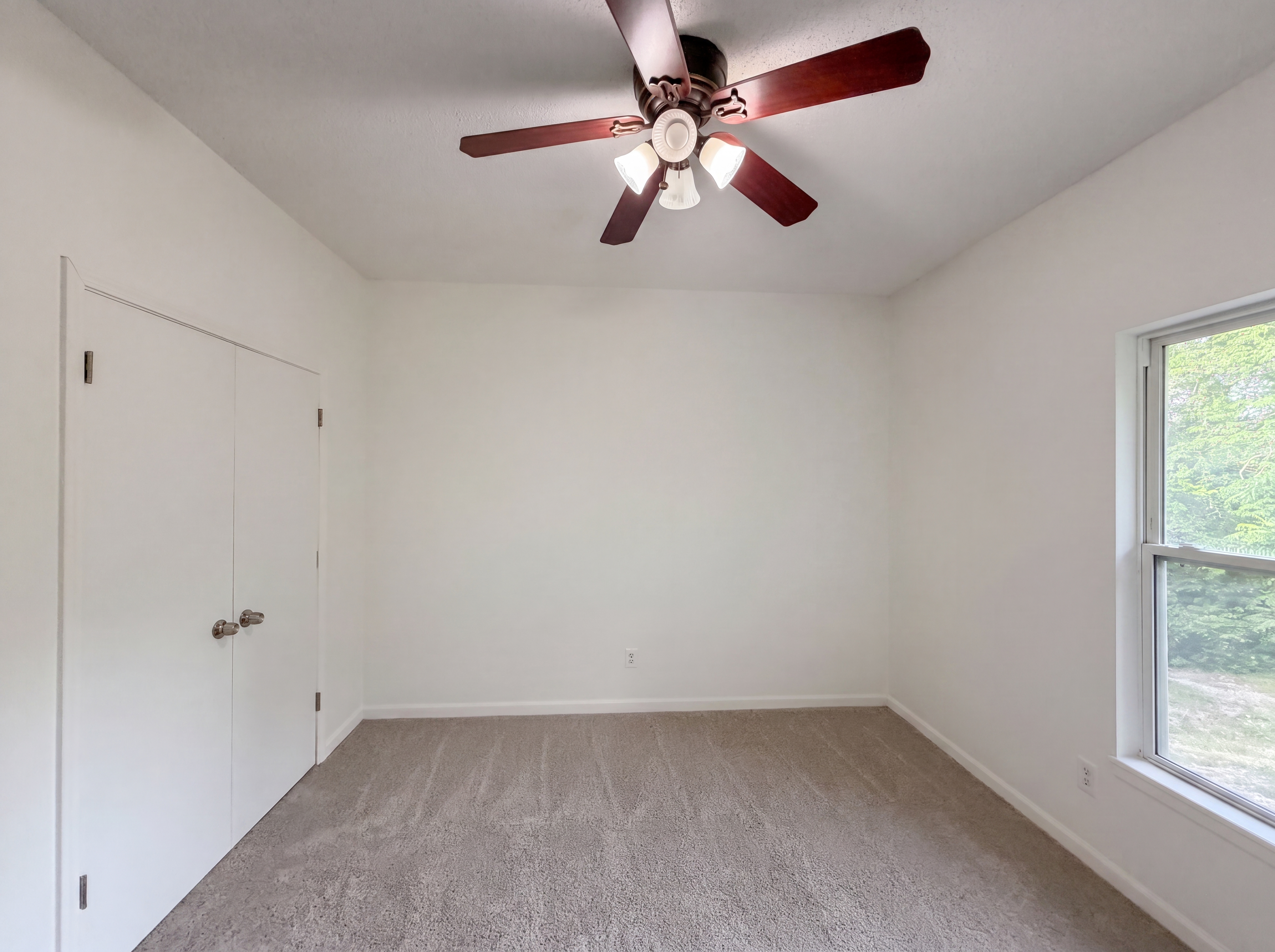 Photo 9 of 20 of 530 NW 1891st Rd, Kingsville, MO