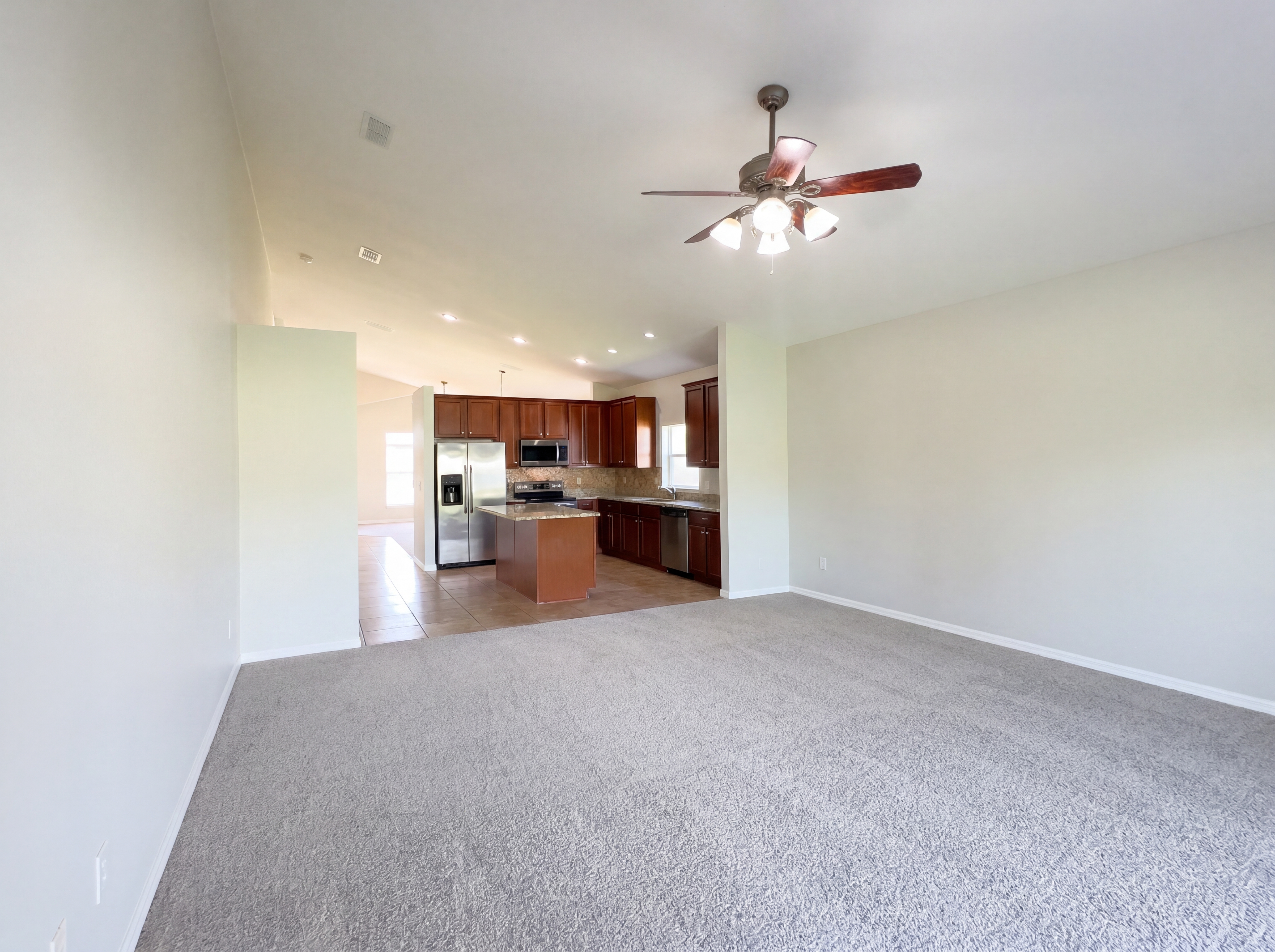 Photo 3 of 25 of 457 Marathon Ln, Sanford, FL