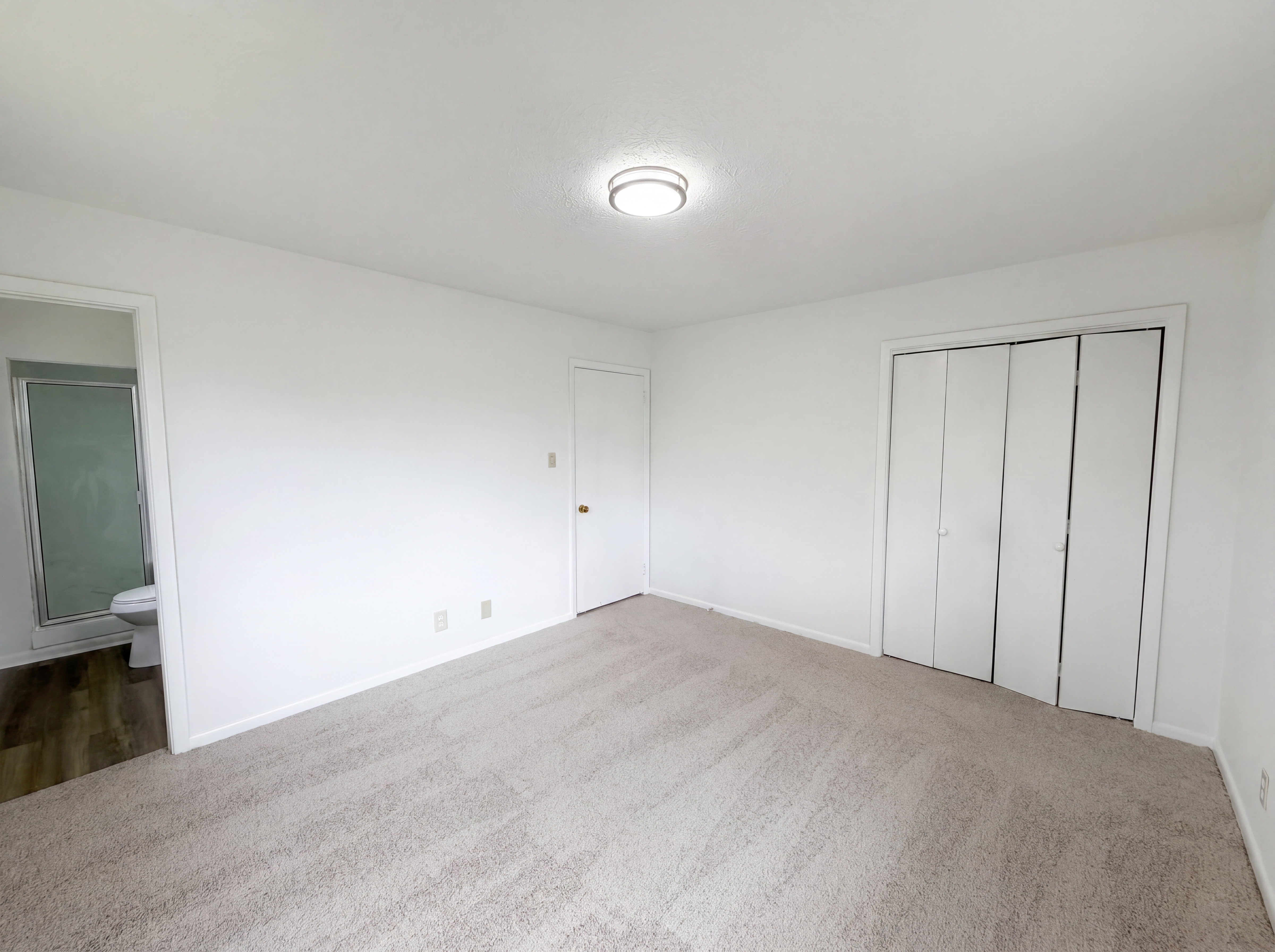 Photo 7 of 29 of 508 Bromley Ln, Knoxville, TN