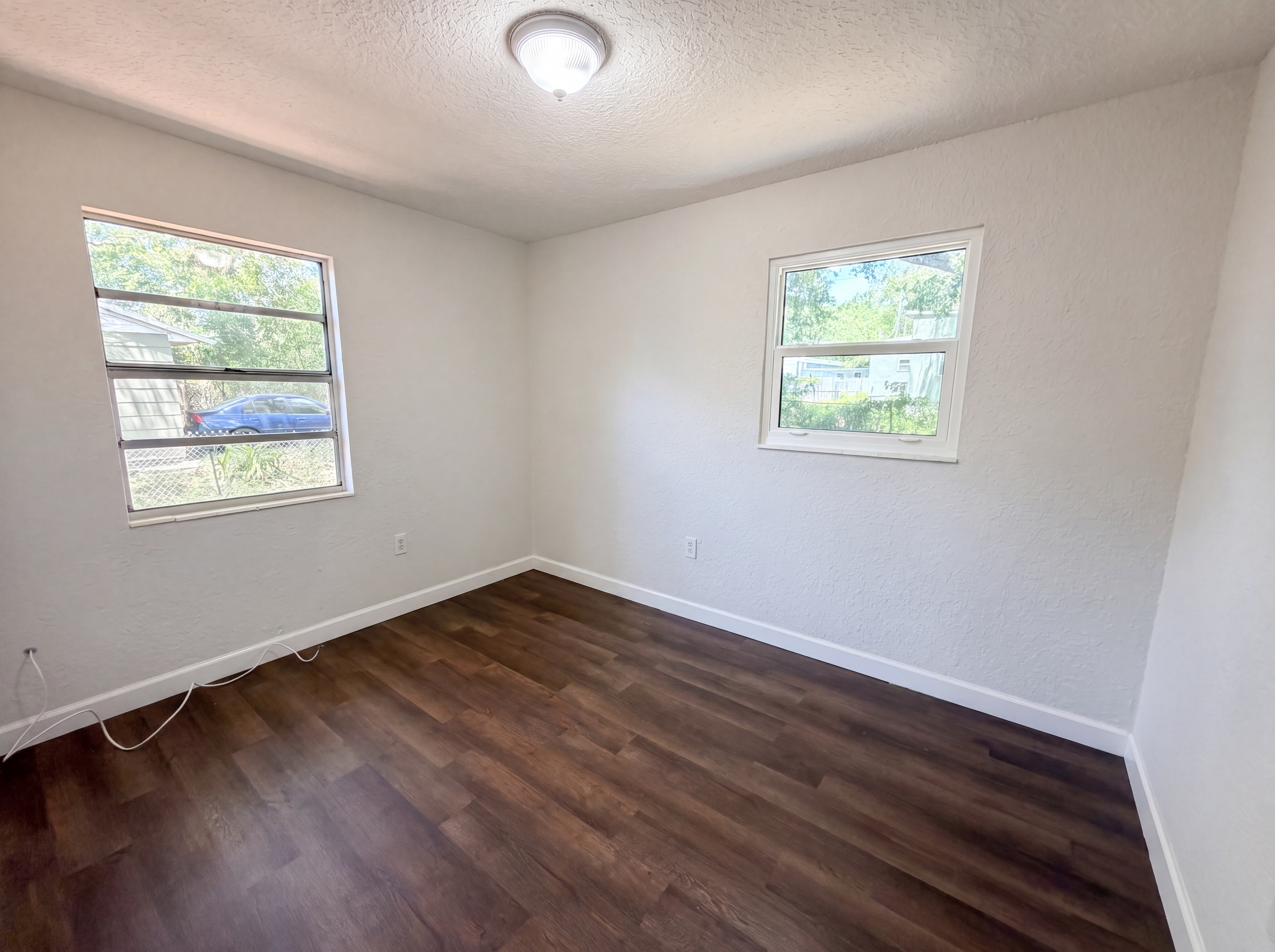 Photo 11 of 17 of 4010 E Paris St, Tampa, FL