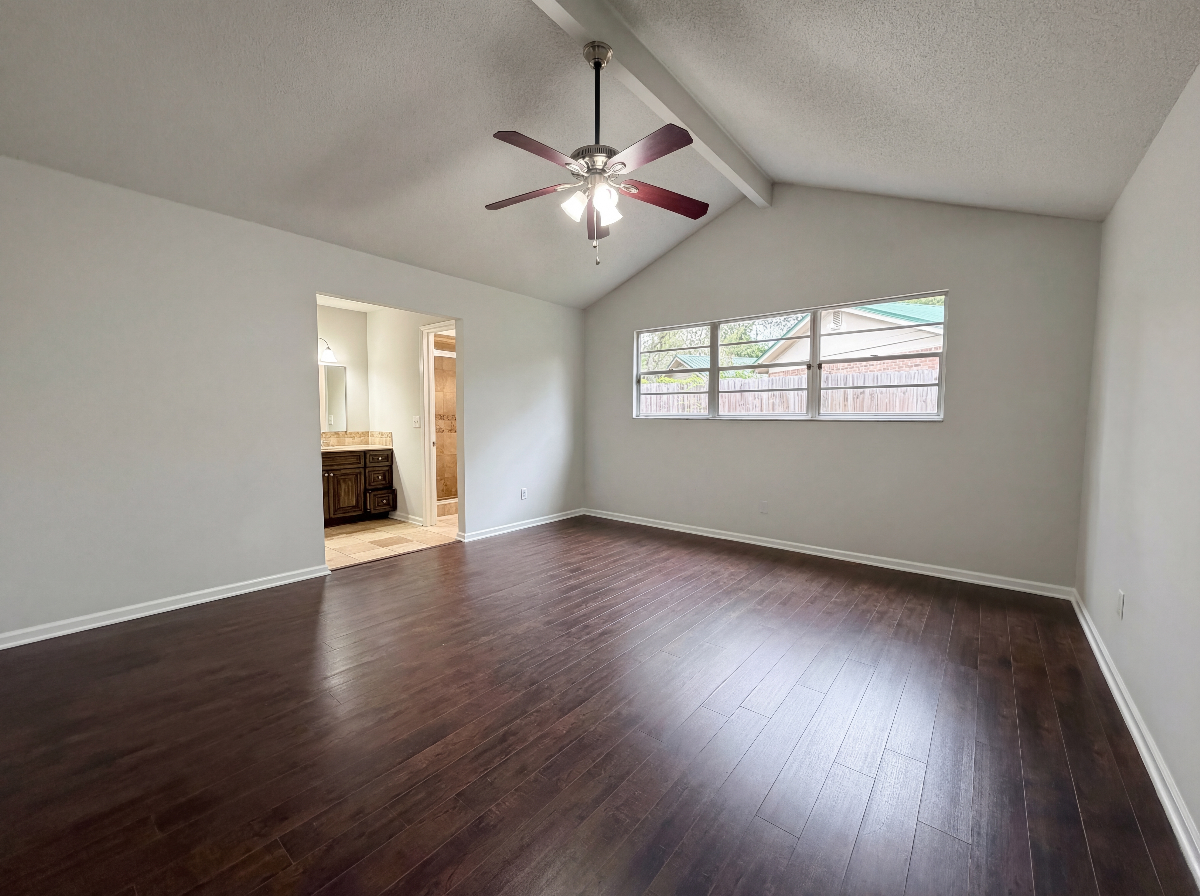 Photo 17 of 22 of 606 Gulfstream Trl S, Orange Park, FL
