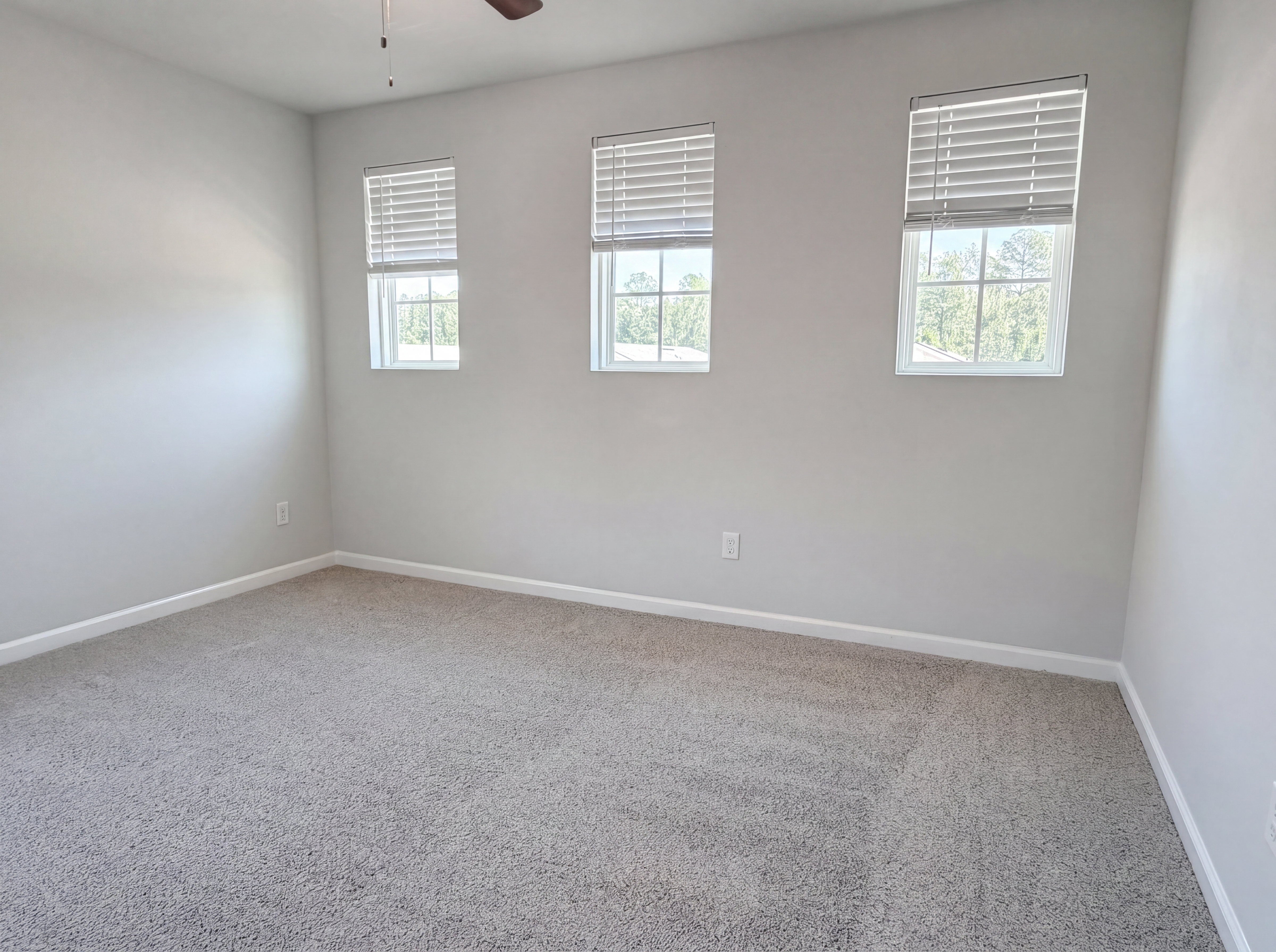 Photo 12 of 25 of 95443 Woodbridge Pkwy, Fernandina Beach, FL