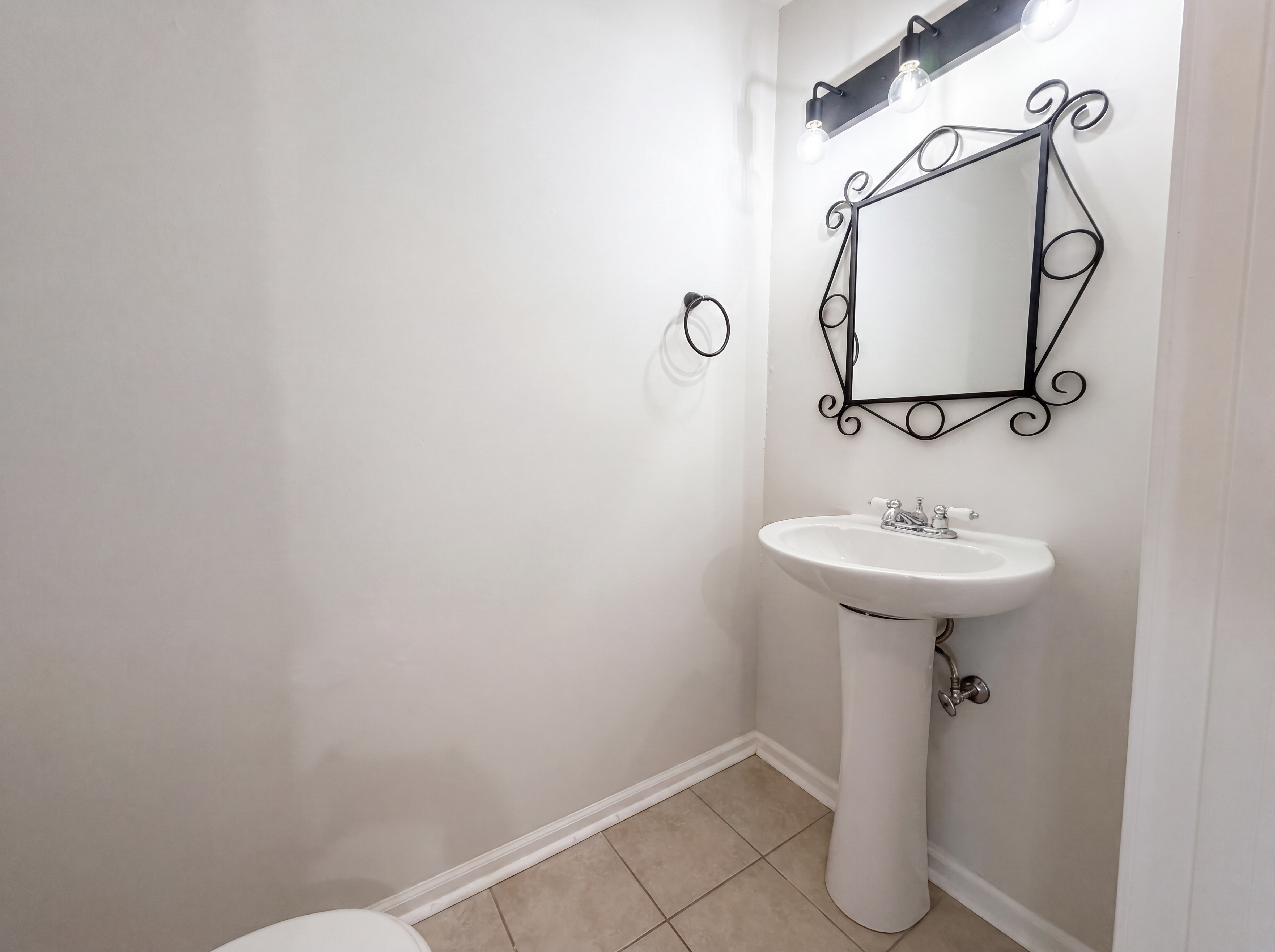 Photo 11 of 19 of 207 Seneca Forest Ct, Nashville, TN