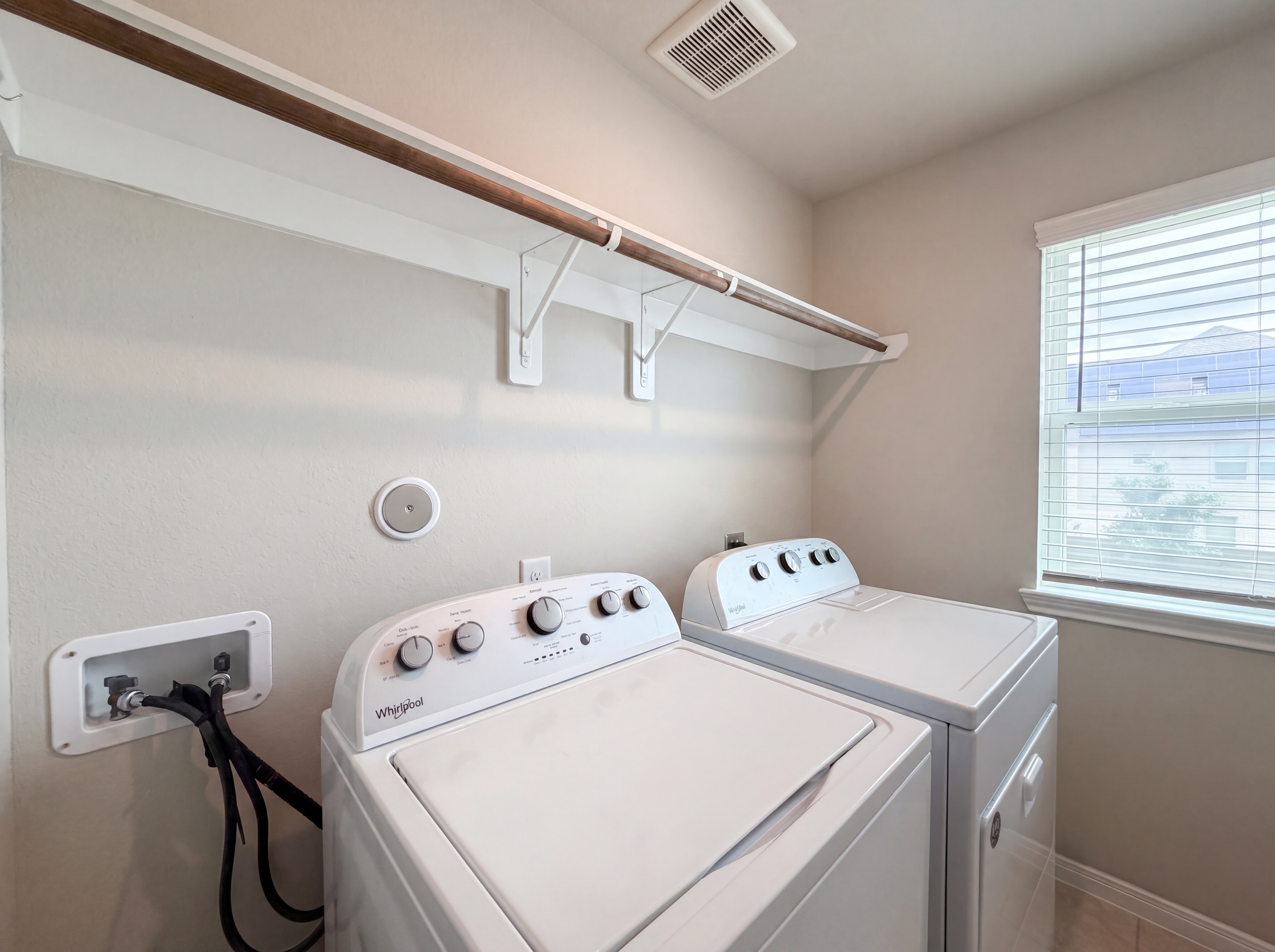 Photo 18 of 21 of 4403 Upland Stream Ln, Katy, TX