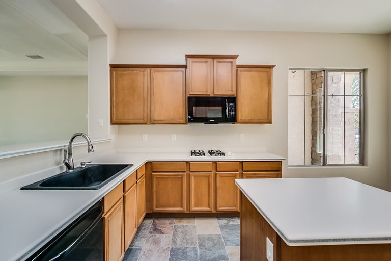 Photo 3 of 20 - 35611 N 34th Ave, Phoenix, AZ 85086
