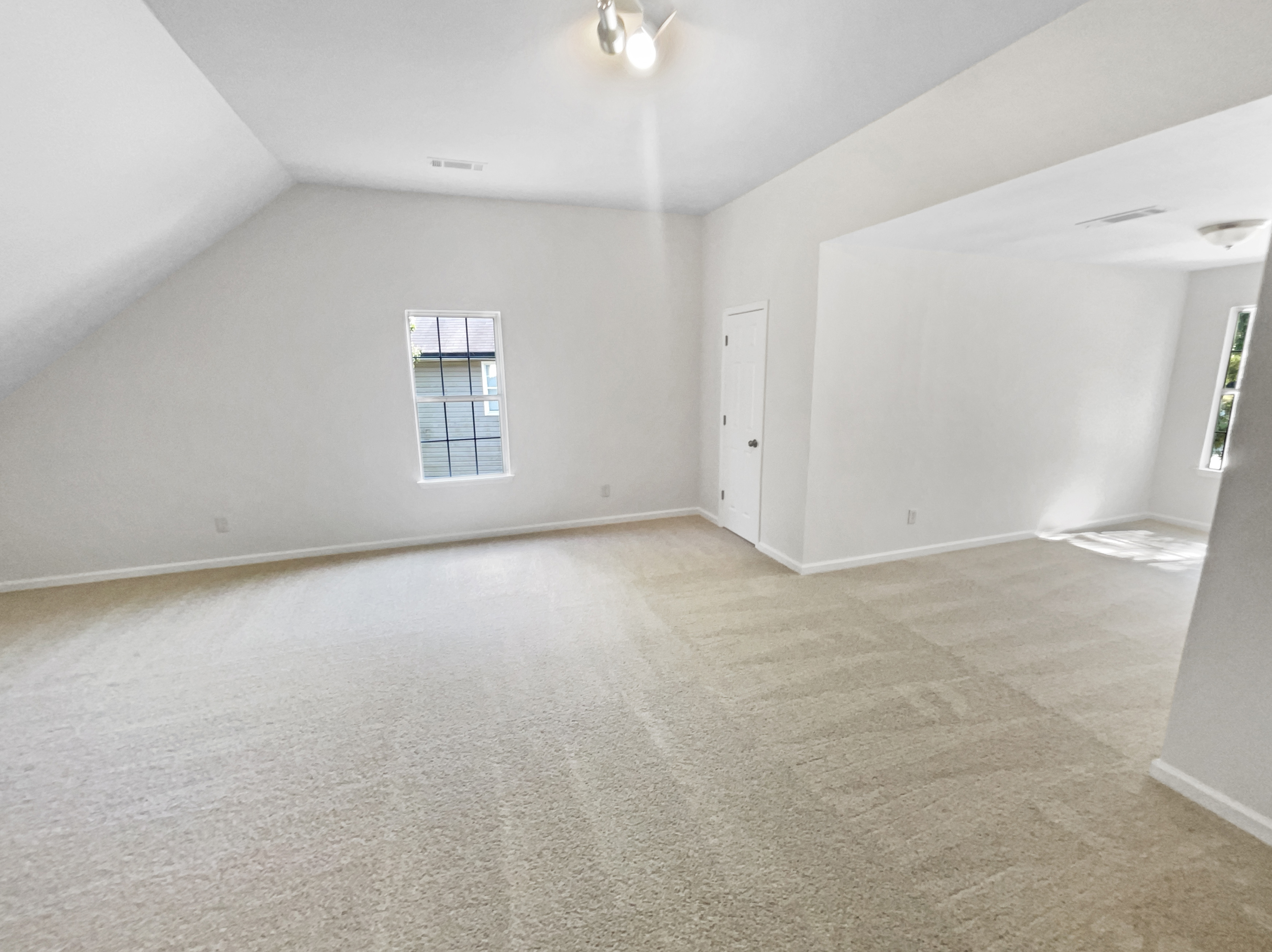 Photo 19 of 26 of 4469 White Hill Pl, Douglasville, GA
