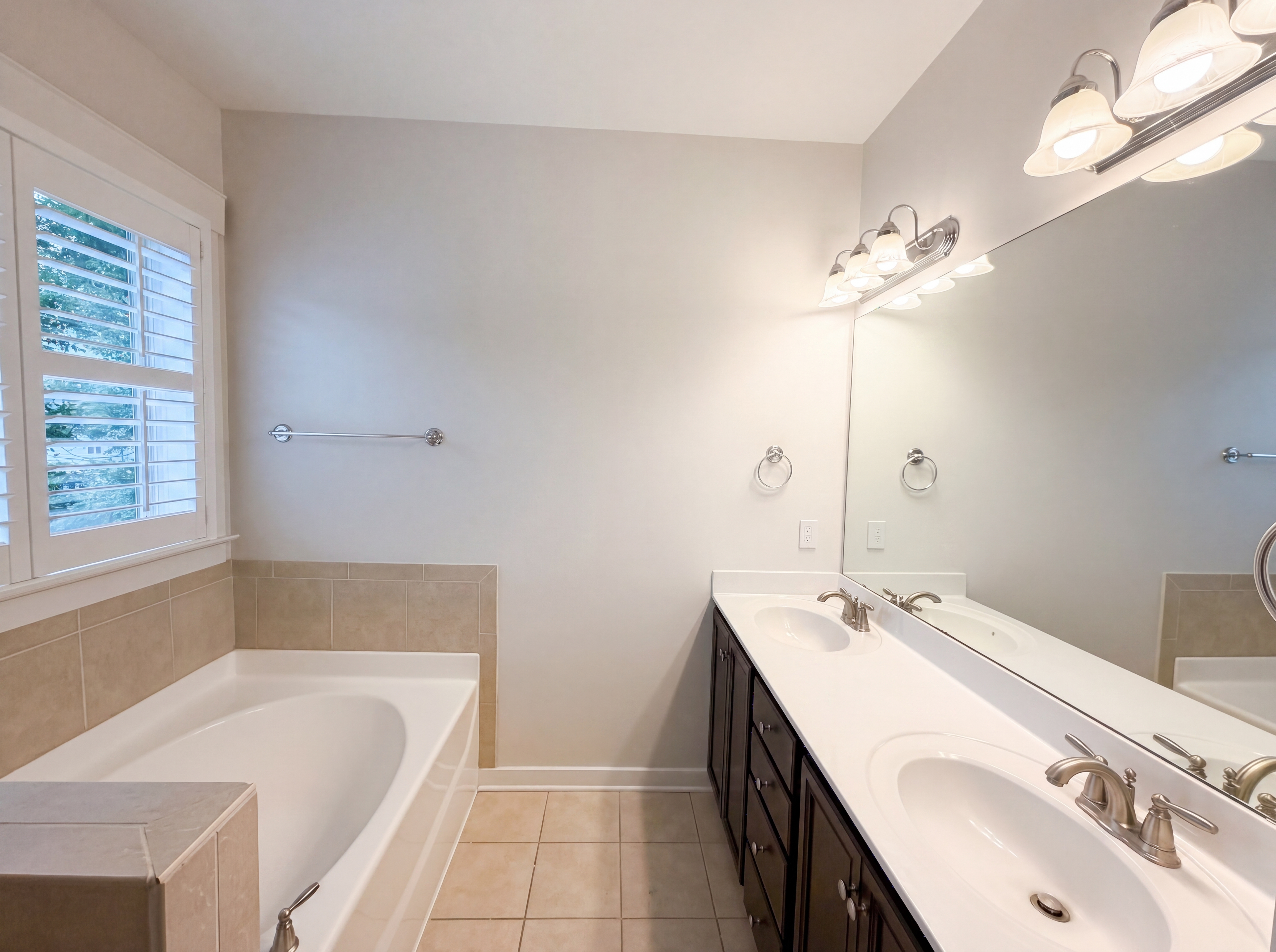 Photo 18 of 25 of 644 Ashe Lake Way, Fuquay Varina, NC