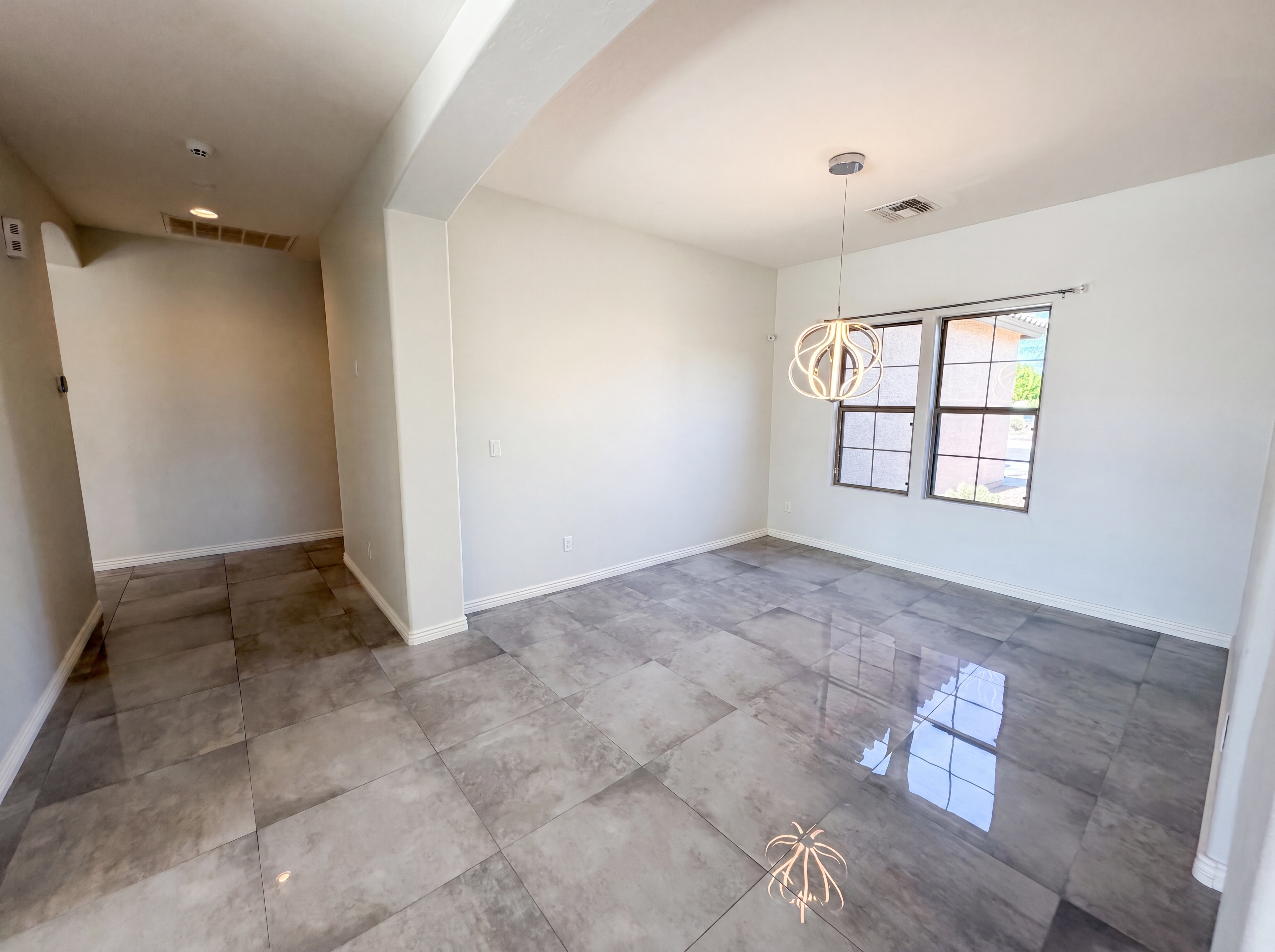 Photo 13 of 35 of 550 S Emerson St, Chandler, AZ